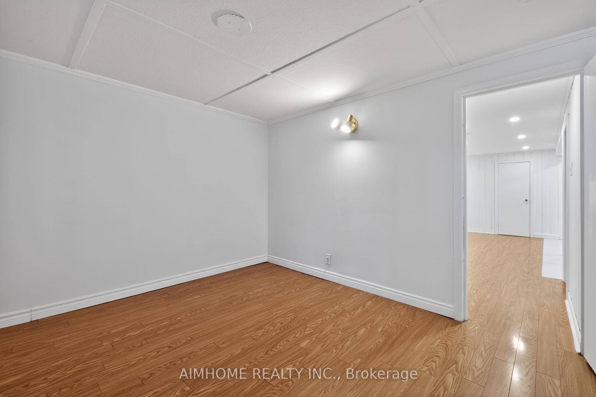 Photo 15 of 140 Meighen Avenue, Toronto, O'Connor-Parkview — HOMEH