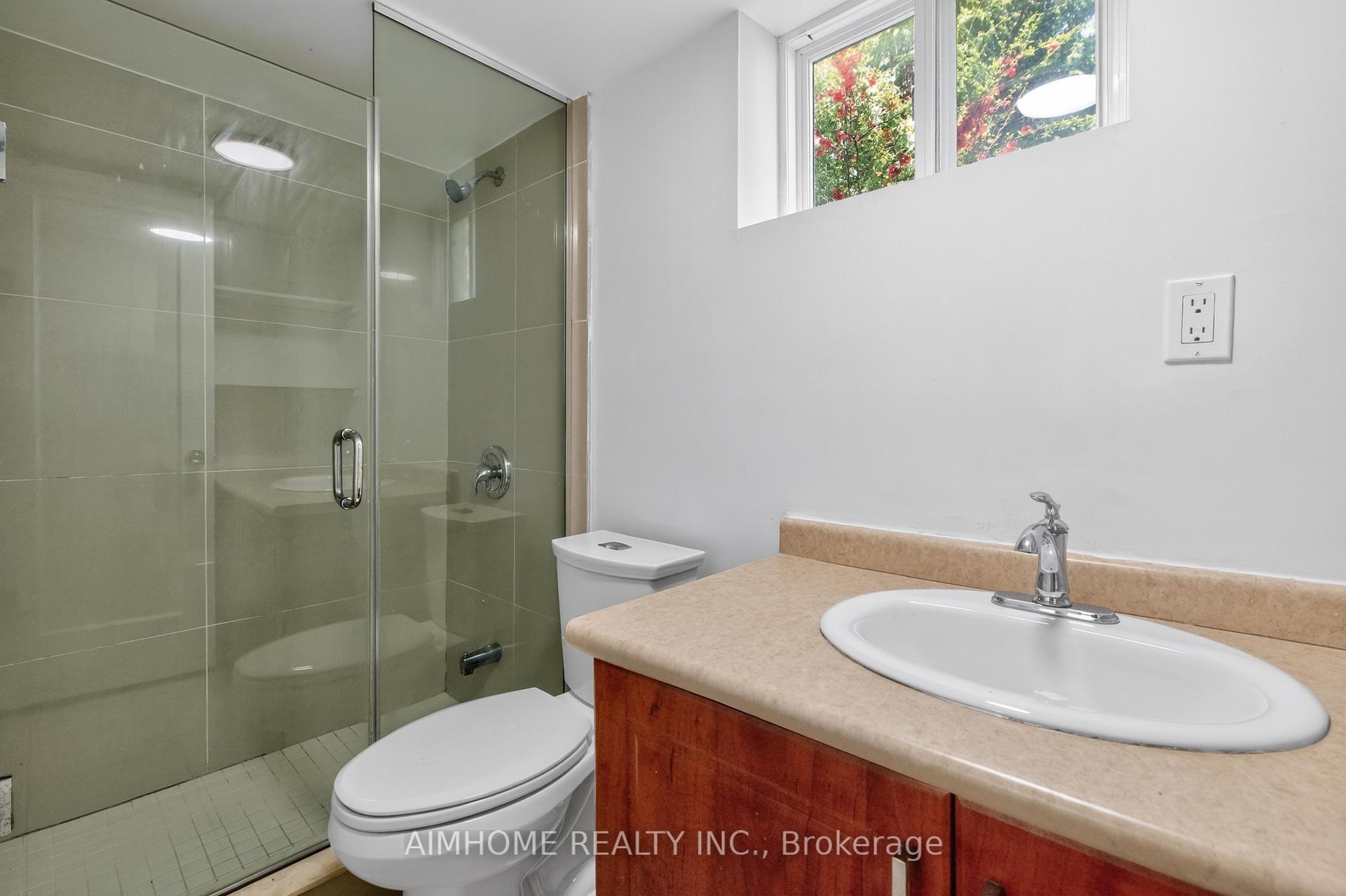 Photo 17 of 140 Meighen Avenue, Toronto, O'Connor-Parkview — HOMEH