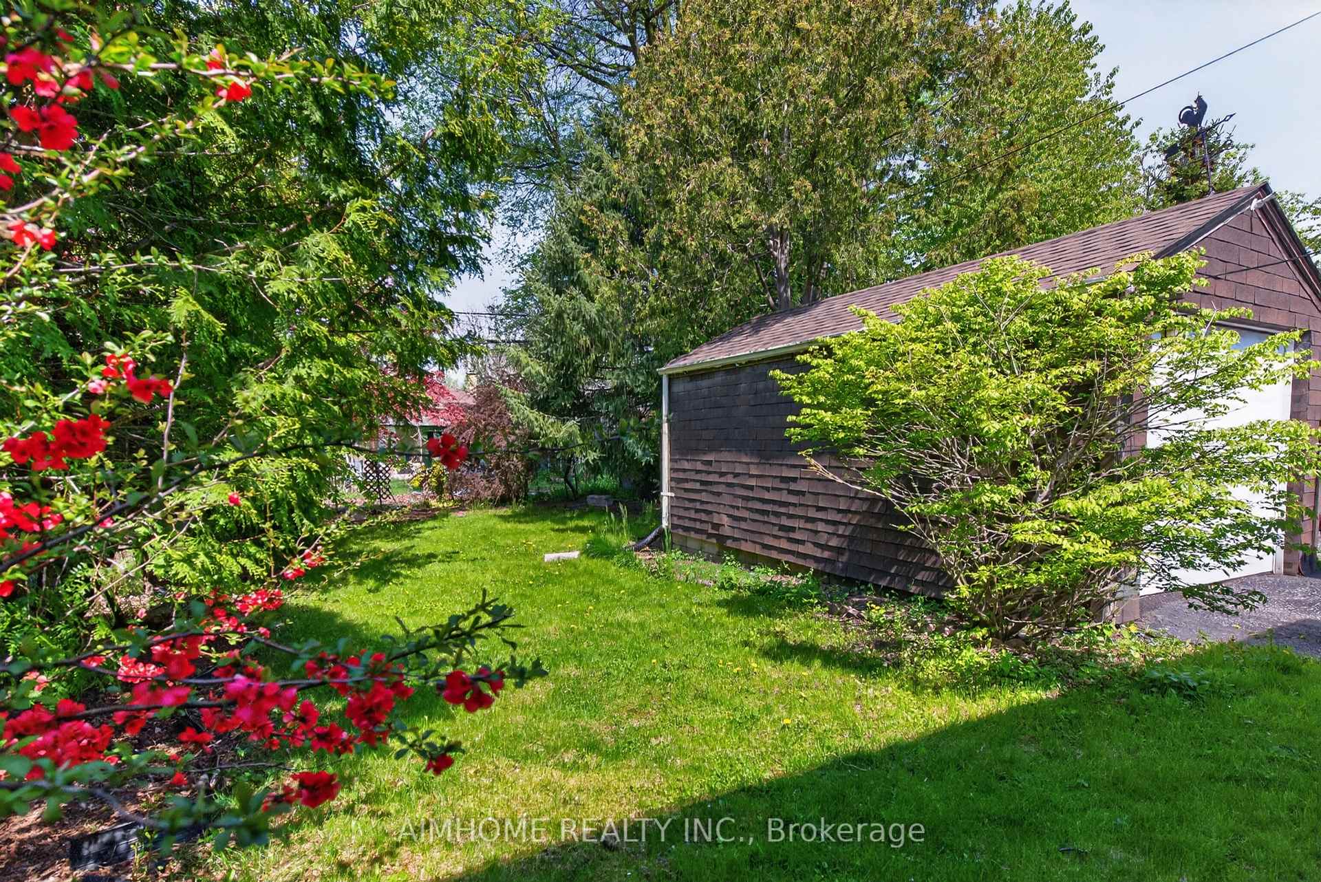 Photo 18 of 140 Meighen Avenue, Toronto, O'Connor-Parkview — HOMEH