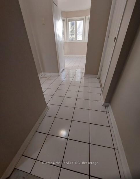 Photo 9 of 33D Shaw Street, Toronto, Niagara — HOMEH