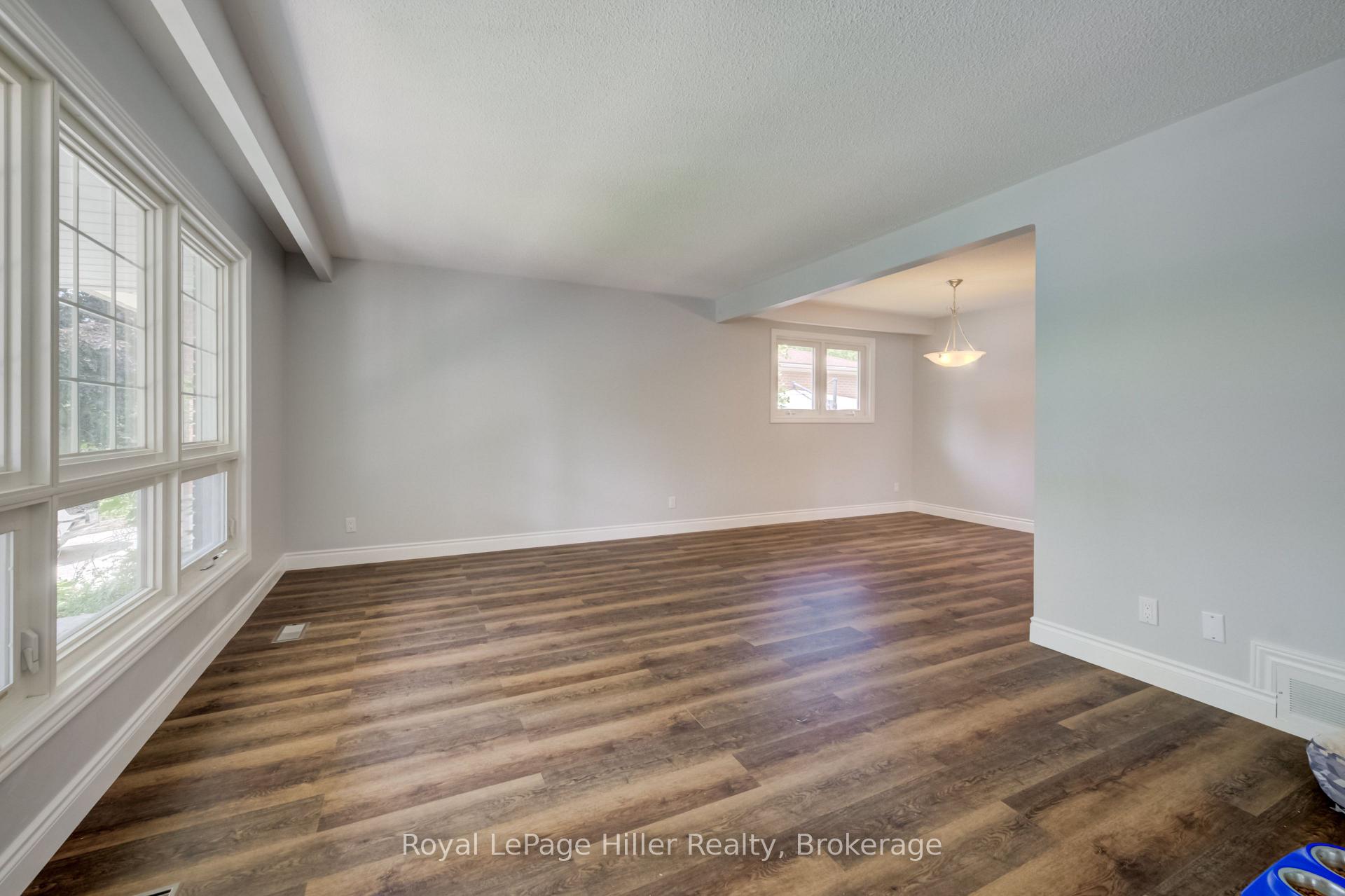Photo 5 of 373 Willow Street, Stratford — HOMEH