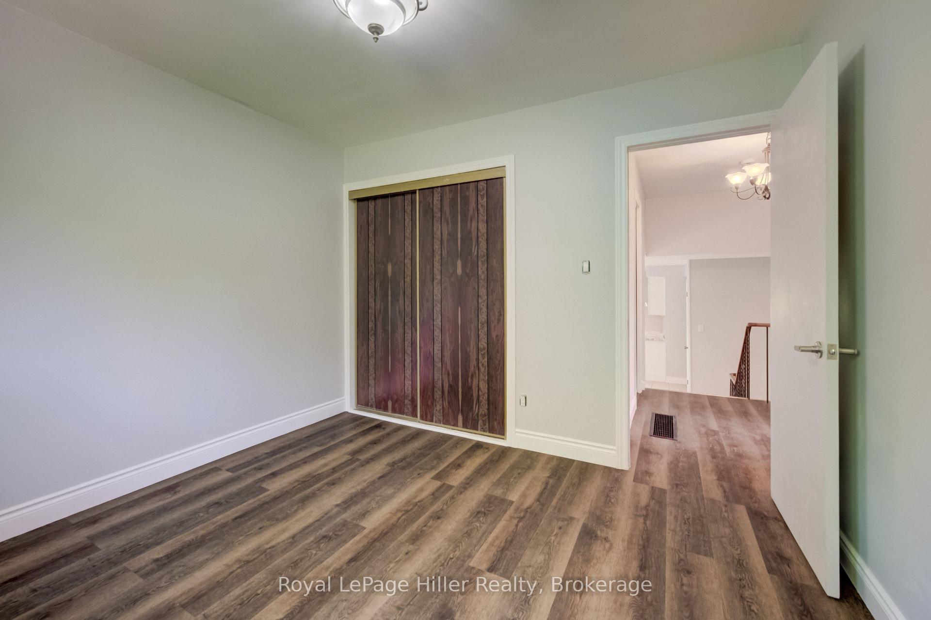 Photo 19 of 373 Willow Street, Stratford — HOMEH