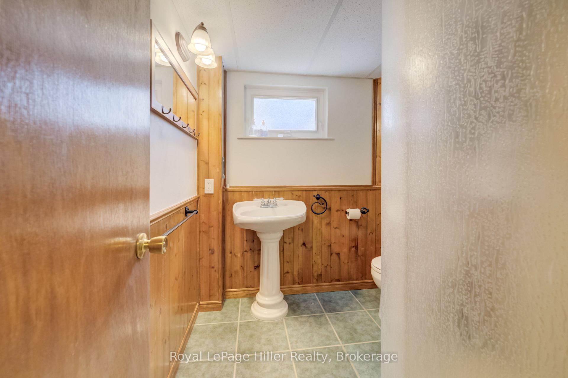 Photo 27 of 373 Willow Street, Stratford — HOMEH
