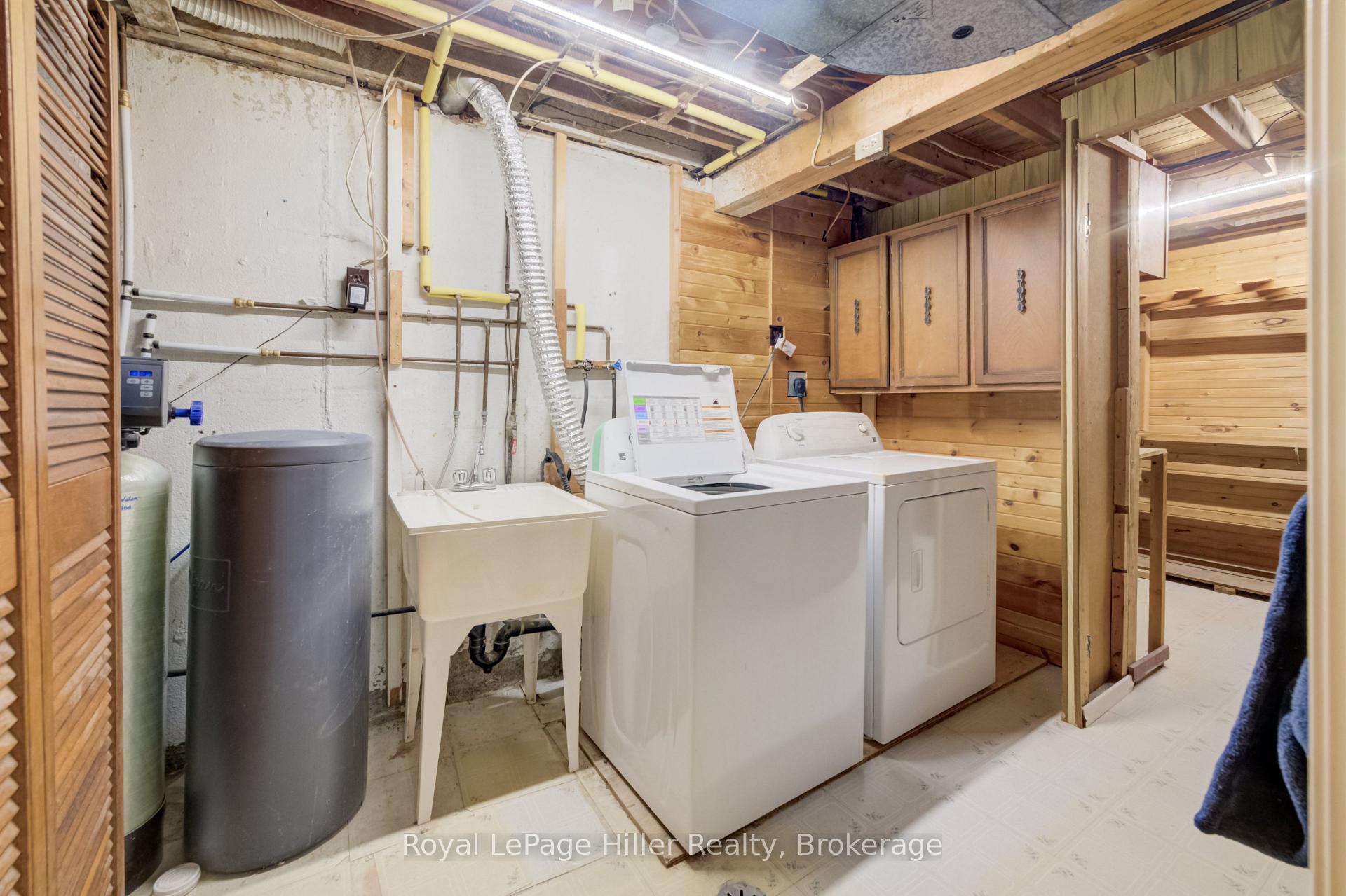 Photo 32 of 373 Willow Street, Stratford — HOMEH