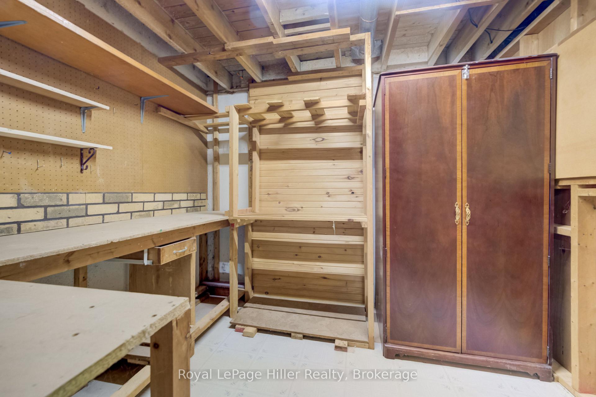 Photo 33 of 373 Willow Street, Stratford — HOMEH