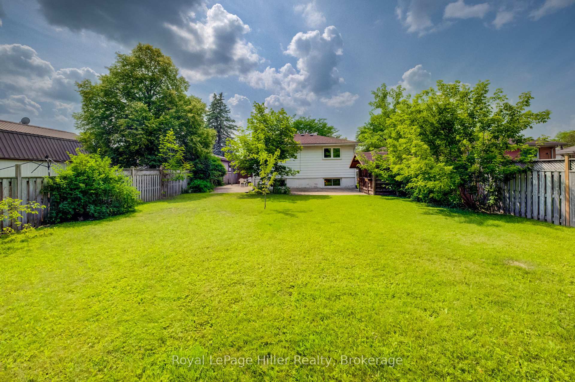 Photo 38 of 373 Willow Street, Stratford — HOMEH