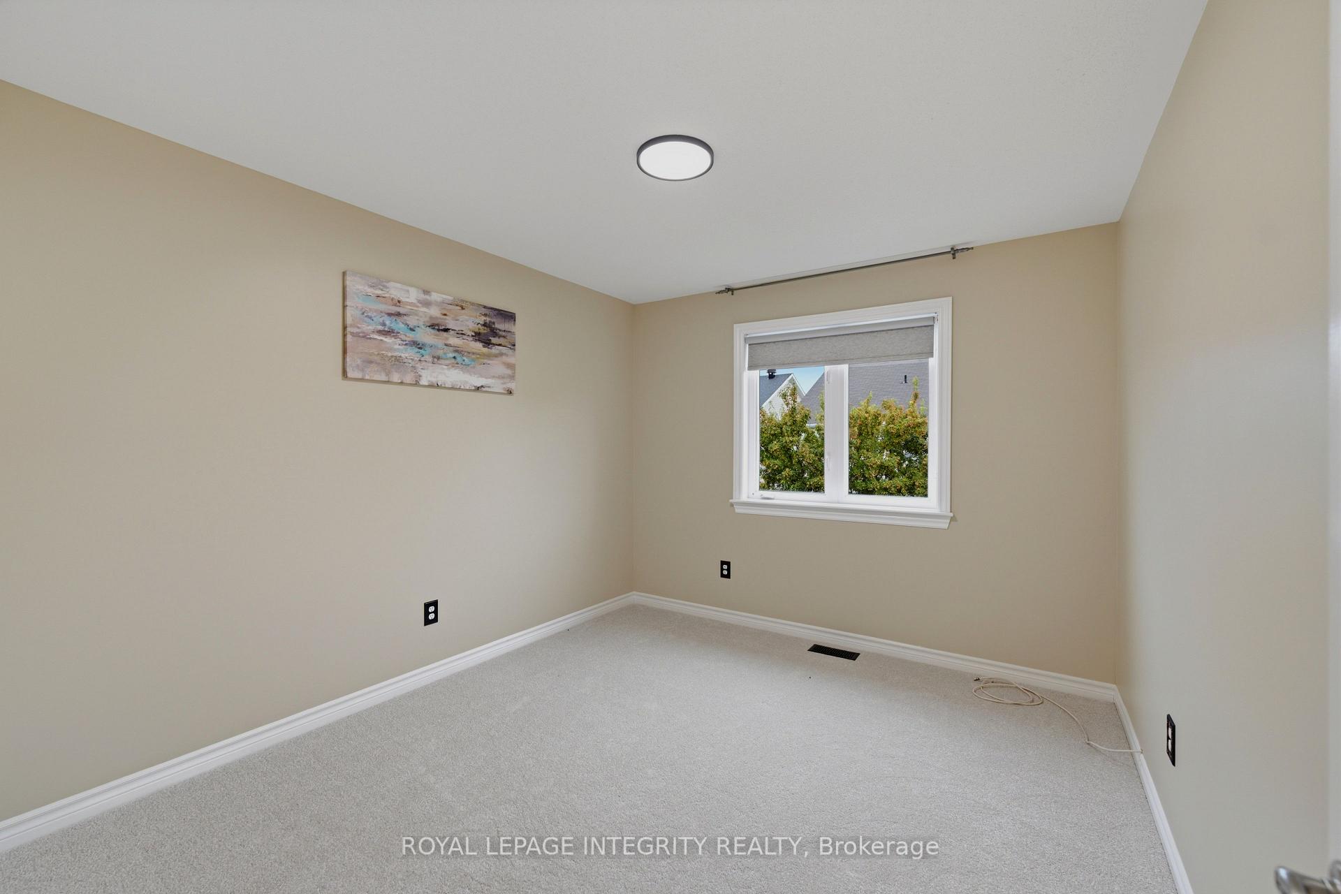 Photo 22 of 102 Windance Crescent, Ottawa, Kanata - Morgan's Grant/South March — HOMEH