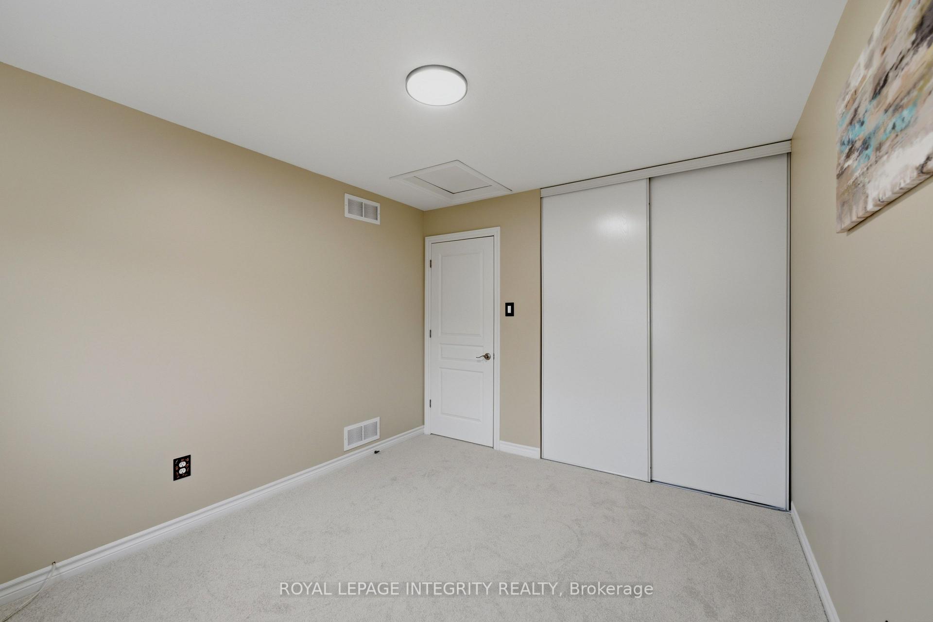 Photo 23 of 102 Windance Crescent, Ottawa, Kanata - Morgan's Grant/South March — HOMEH