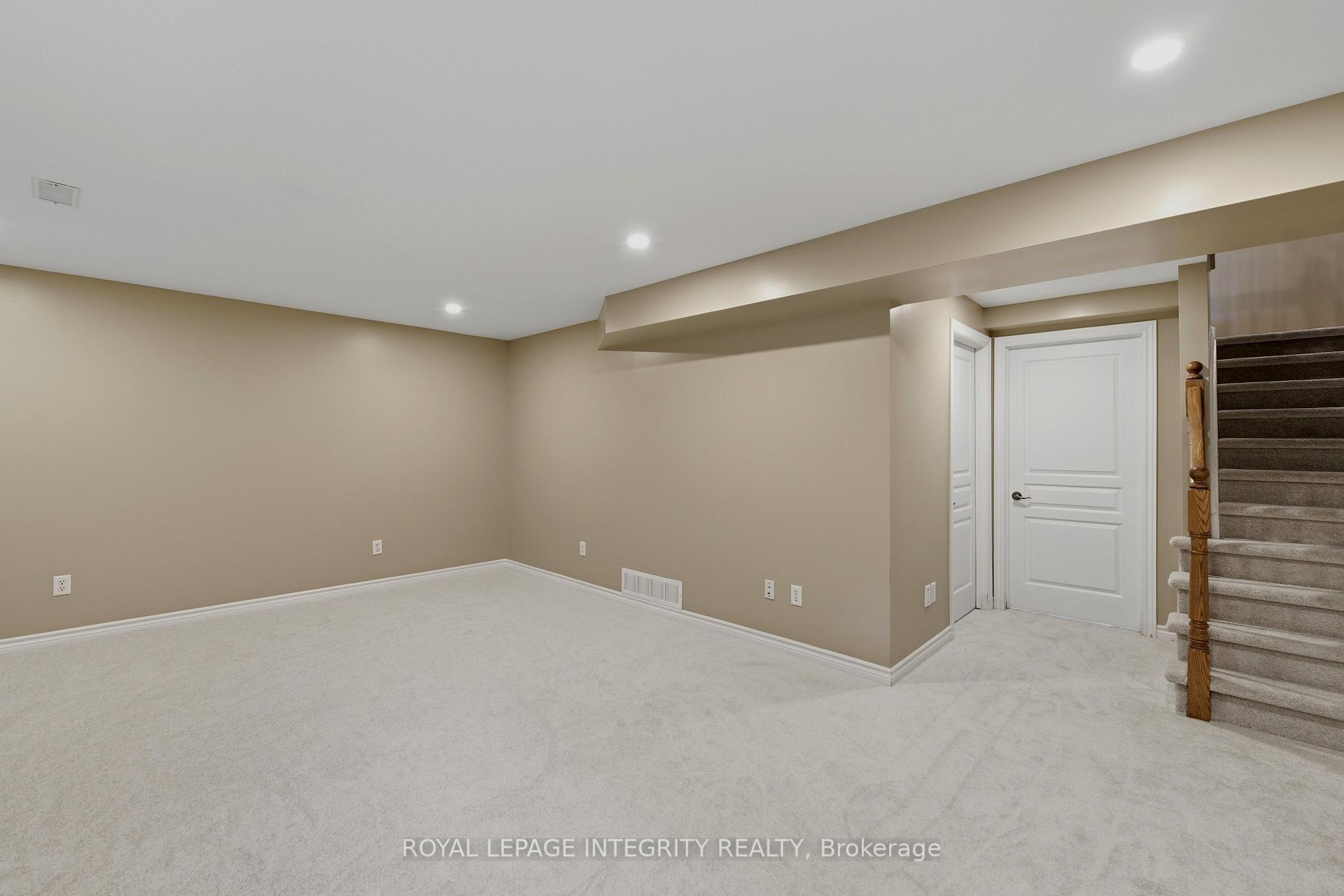 Photo 27 of 102 Windance Crescent, Ottawa, Kanata - Morgan's Grant/South March — HOMEH