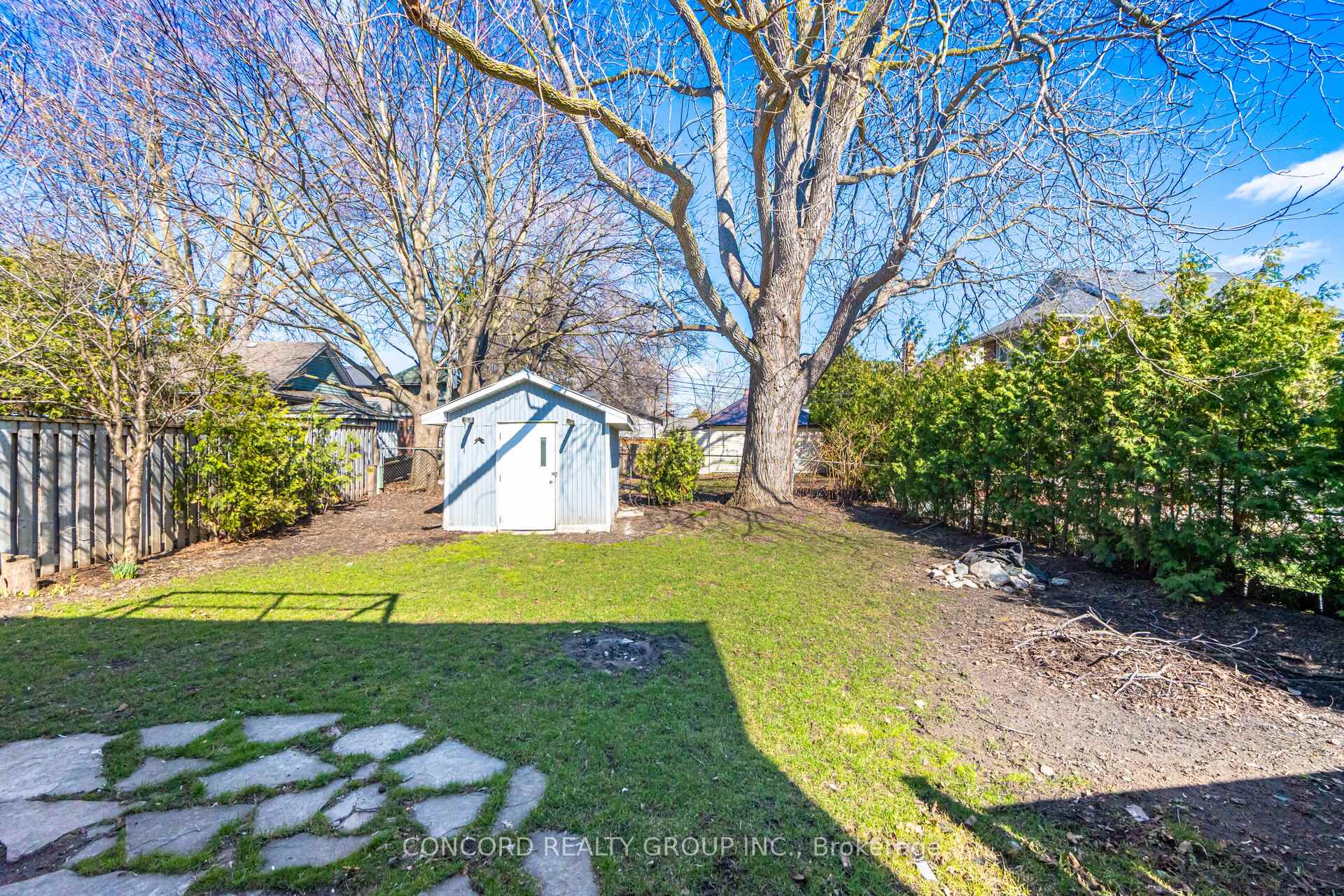 Photo 22 of 75 Ritson Road N, Oshawa, O'Neill — HOMEH