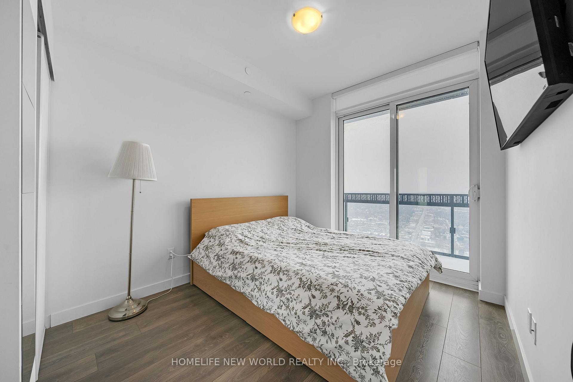 Photo 8 of Unit 4903, 8 Eglinton Avenue E, Toronto, Mount Pleasant West — HOMEH