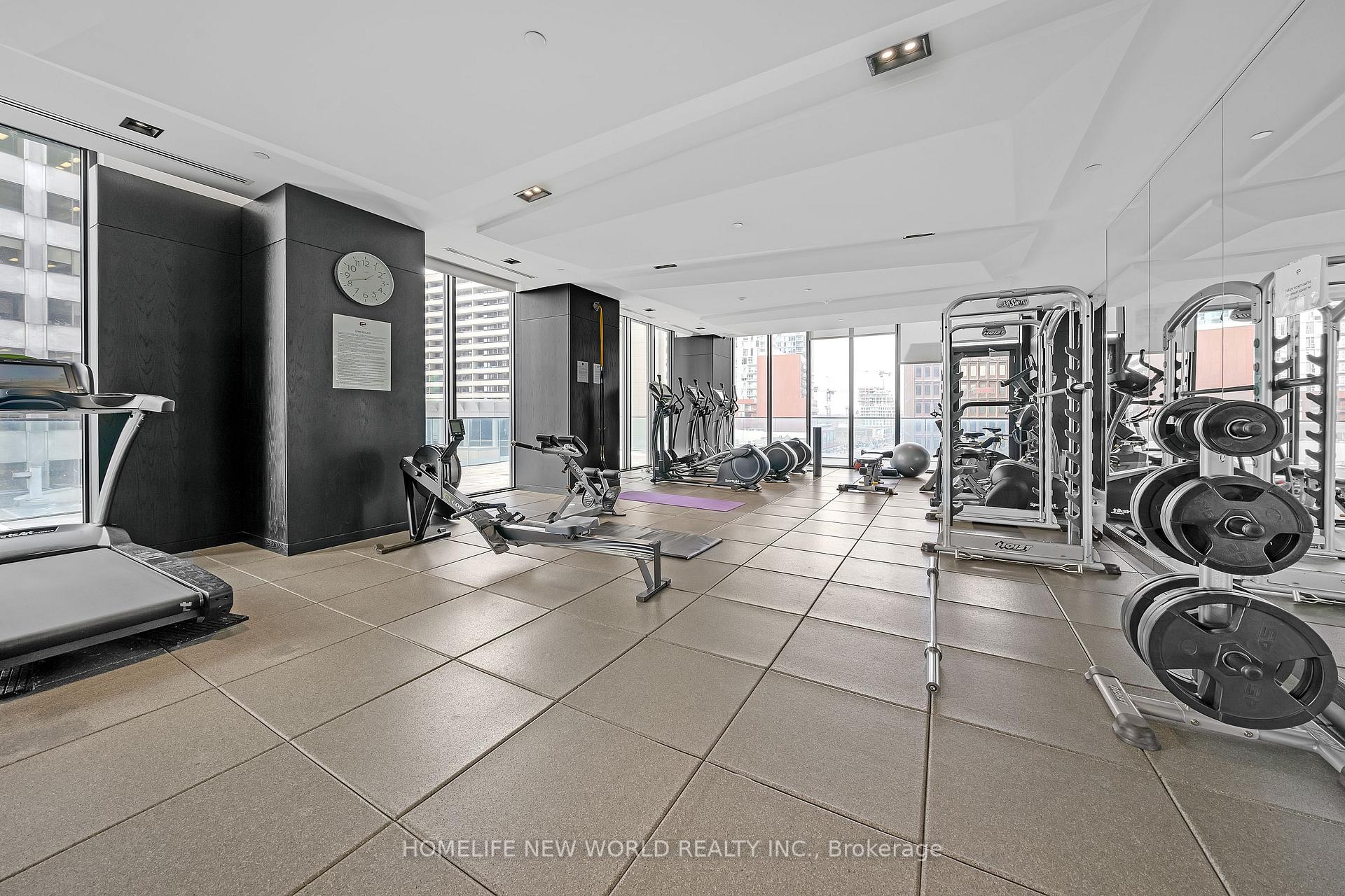 Photo 12 of Unit 4903, 8 Eglinton Avenue E, Toronto, Mount Pleasant West — HOMEH