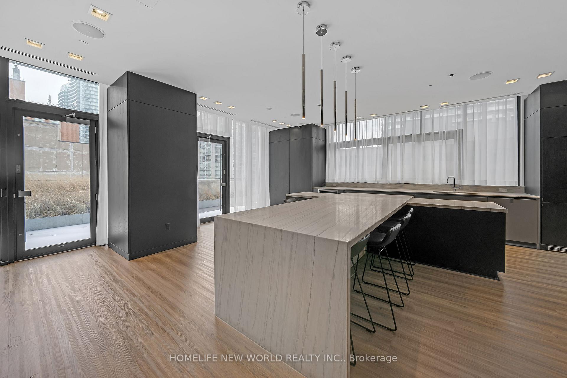 Photo 15 of Unit 4903, 8 Eglinton Avenue E, Toronto, Mount Pleasant West — HOMEH