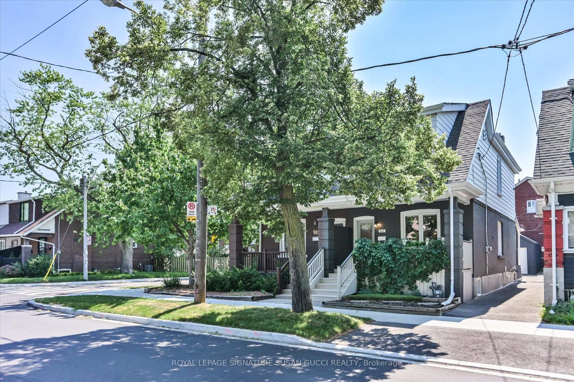 Front of 918 Greenwood Avenue