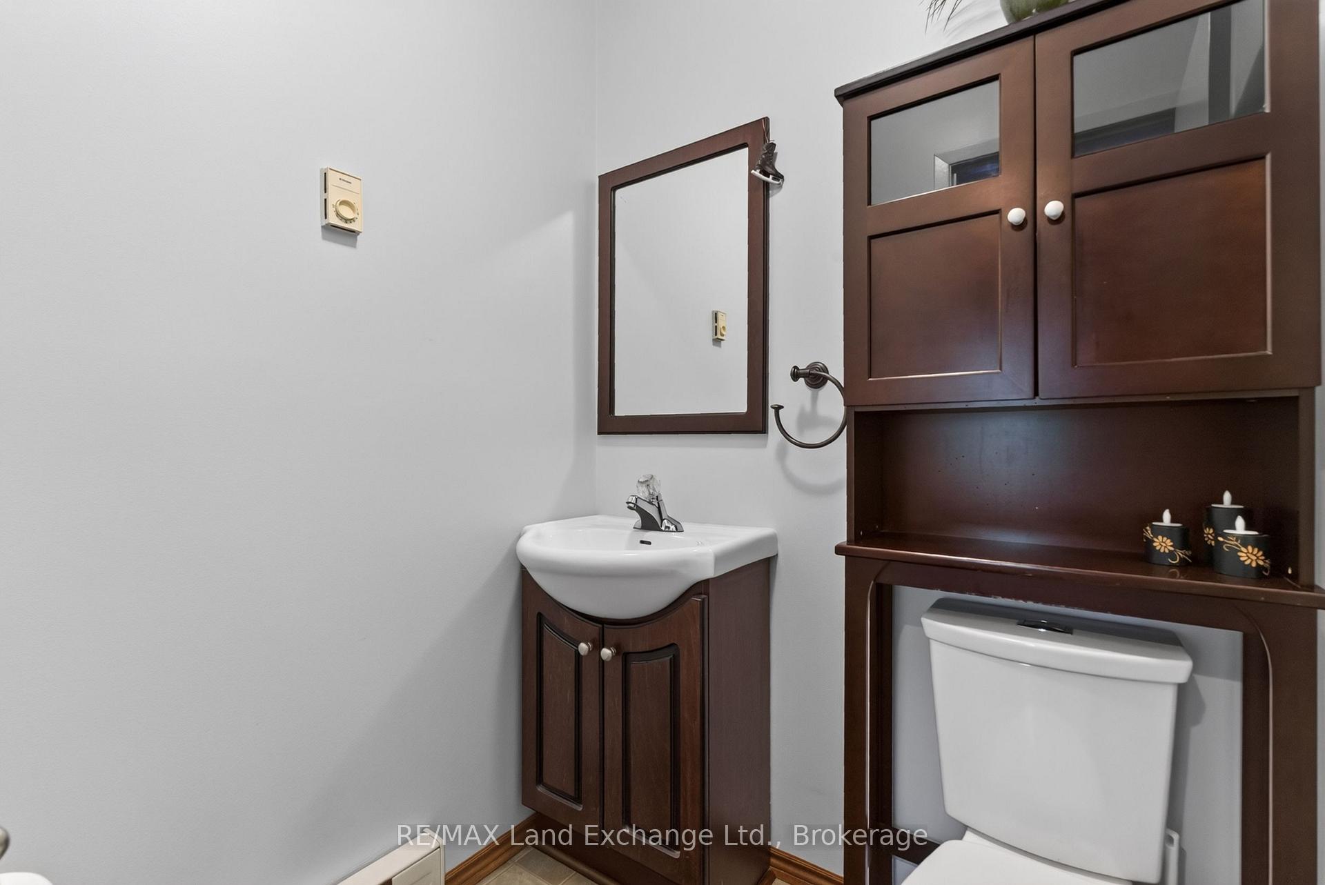Photo 10 of 42 Webster Street, Kincardine — HOMEH