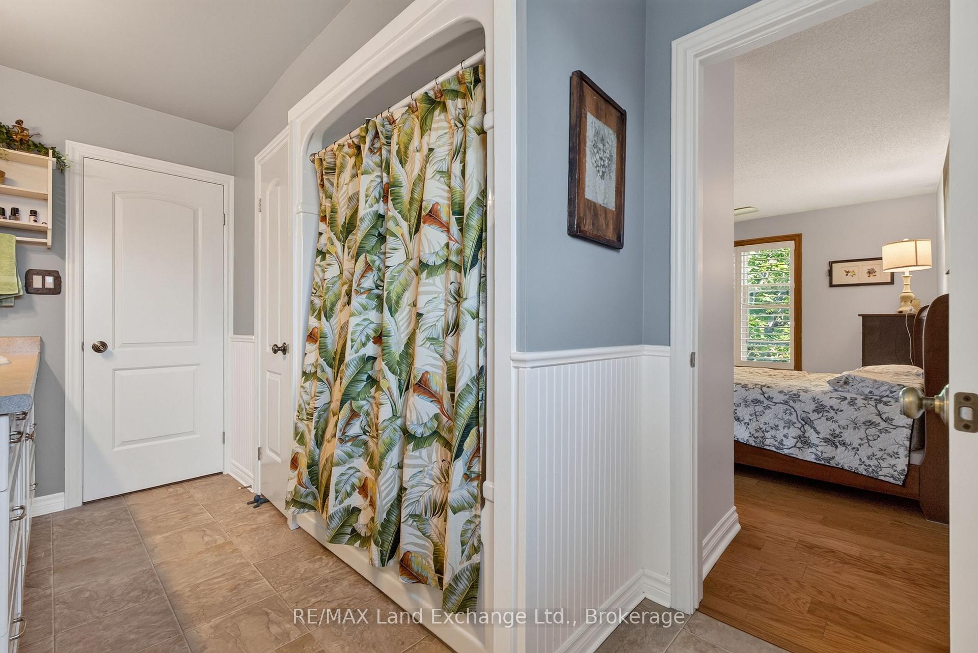Photo 12 of 42 Webster Street, Kincardine — HOMEH