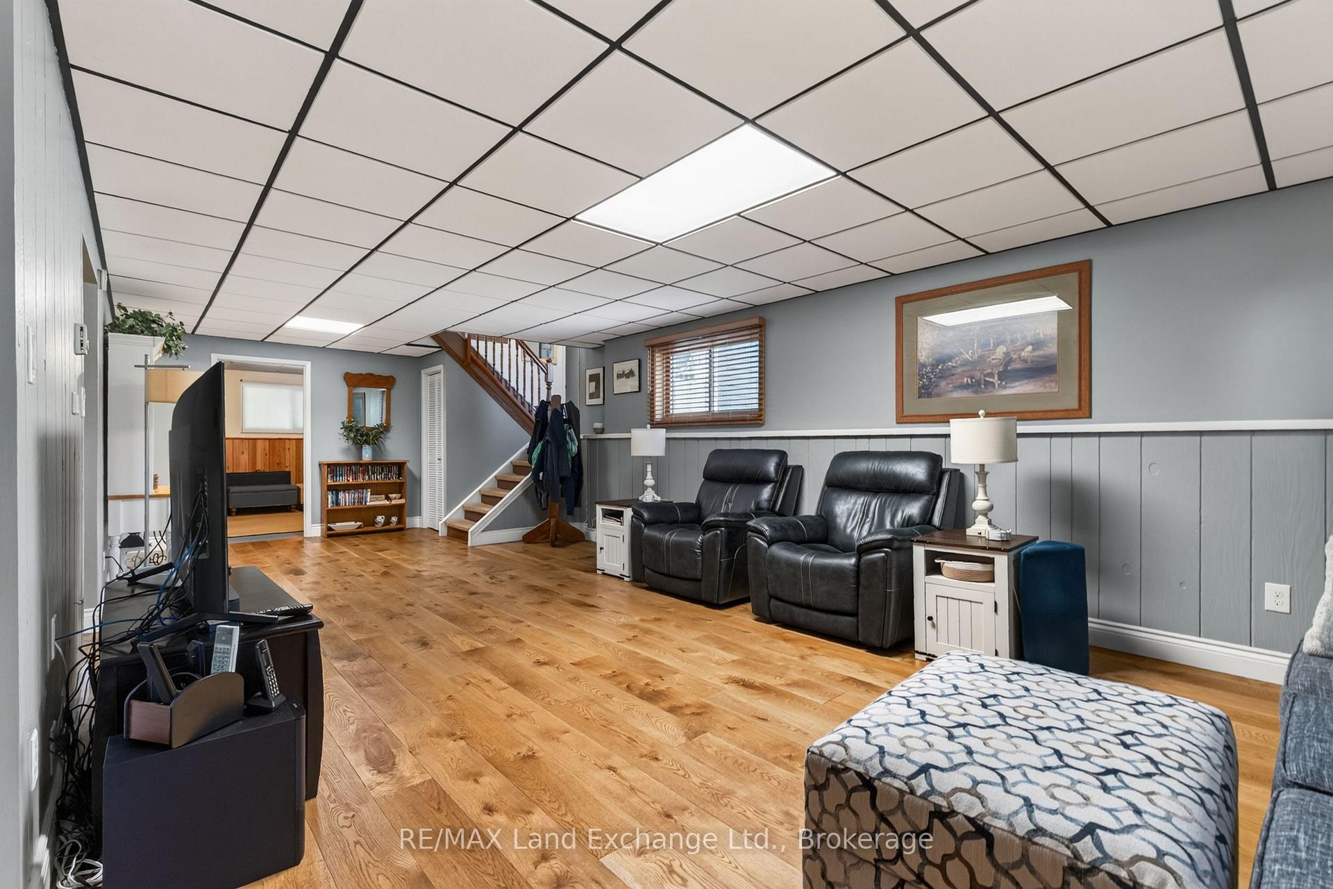 Photo 22 of 42 Webster Street, Kincardine — HOMEH