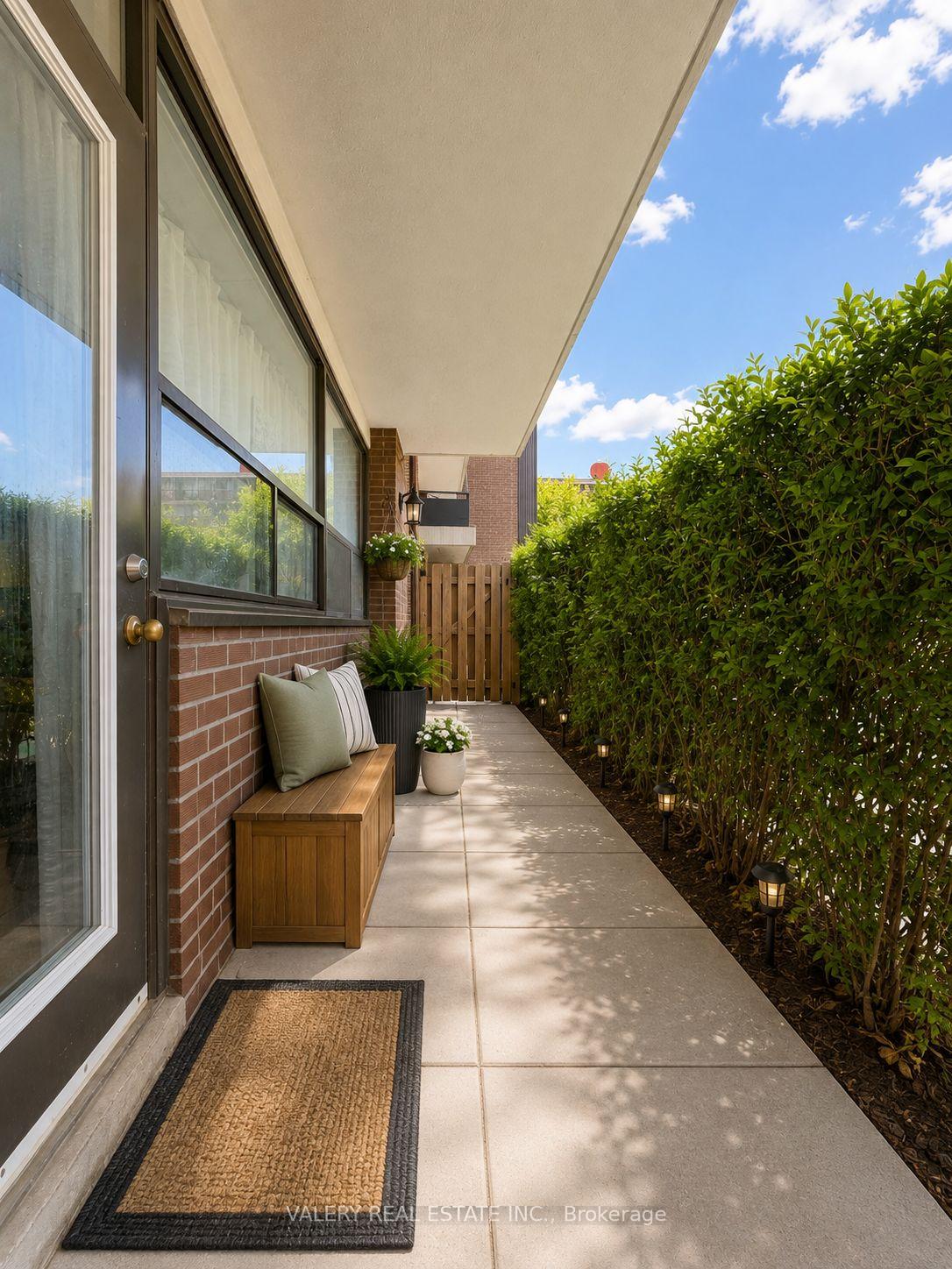 Photo 8 of Unit 107, 42 Thorncliffe Park Drive, Toronto, Thorncliffe Park — HOMEH