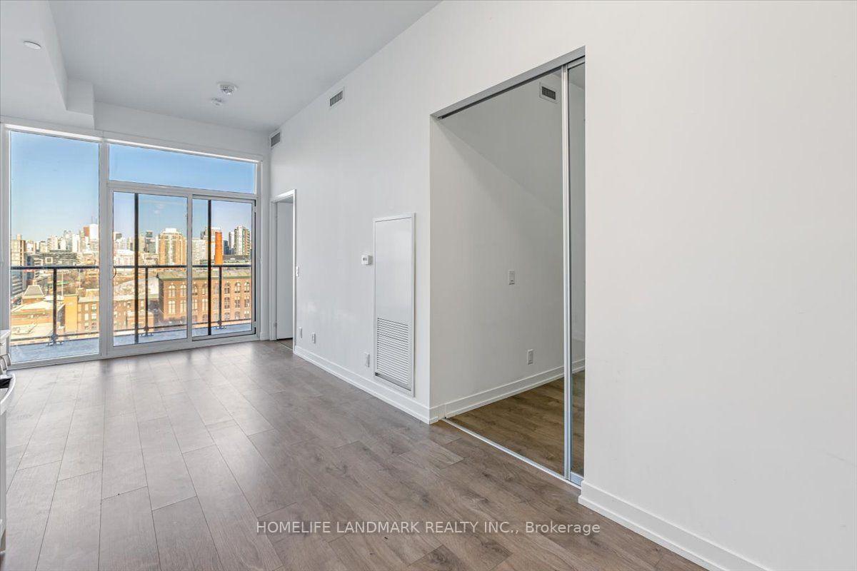 Photo 4 of Unit 23, 270 Dufferin Street, Toronto, South Parkdale — HOMEH