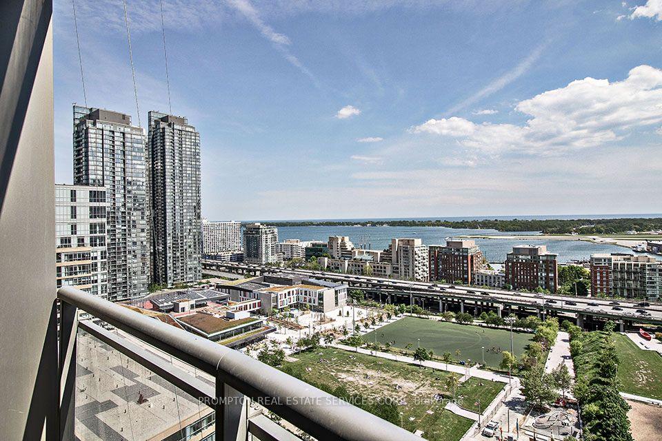 Photo 4 of Unit 2208, 21 Iceboat Terrace, Toronto, Waterfront Communities — HOMEH