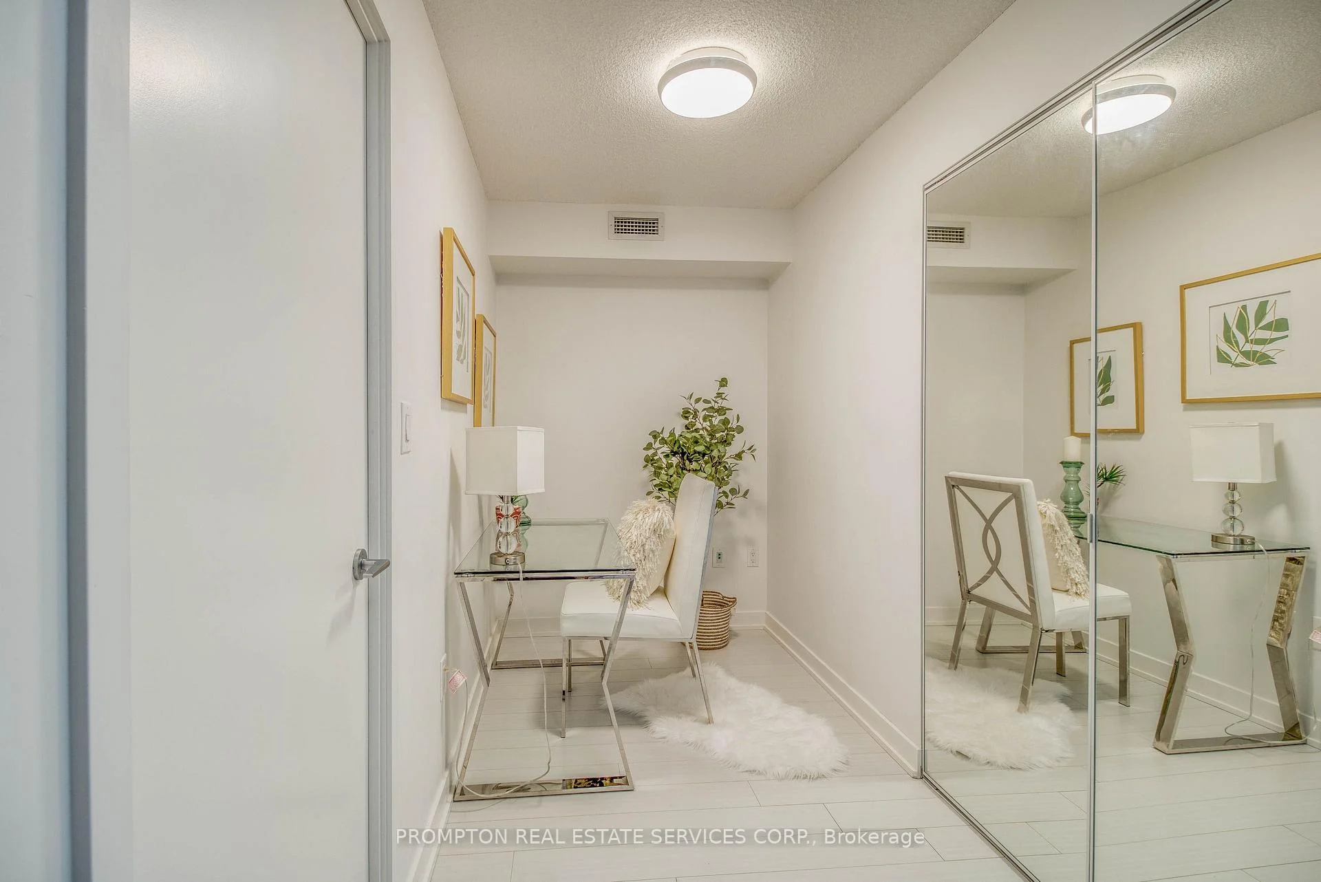 Photo 20 of Unit 2208, 21 Iceboat Terrace, Toronto, Waterfront Communities — HOMEH