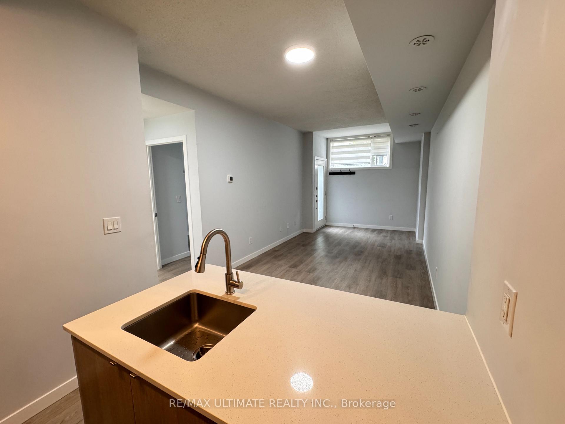 Photo 9 of Unit 113, 1135 Cooke Boulevard, Burlington, LaSalle — HOMEH