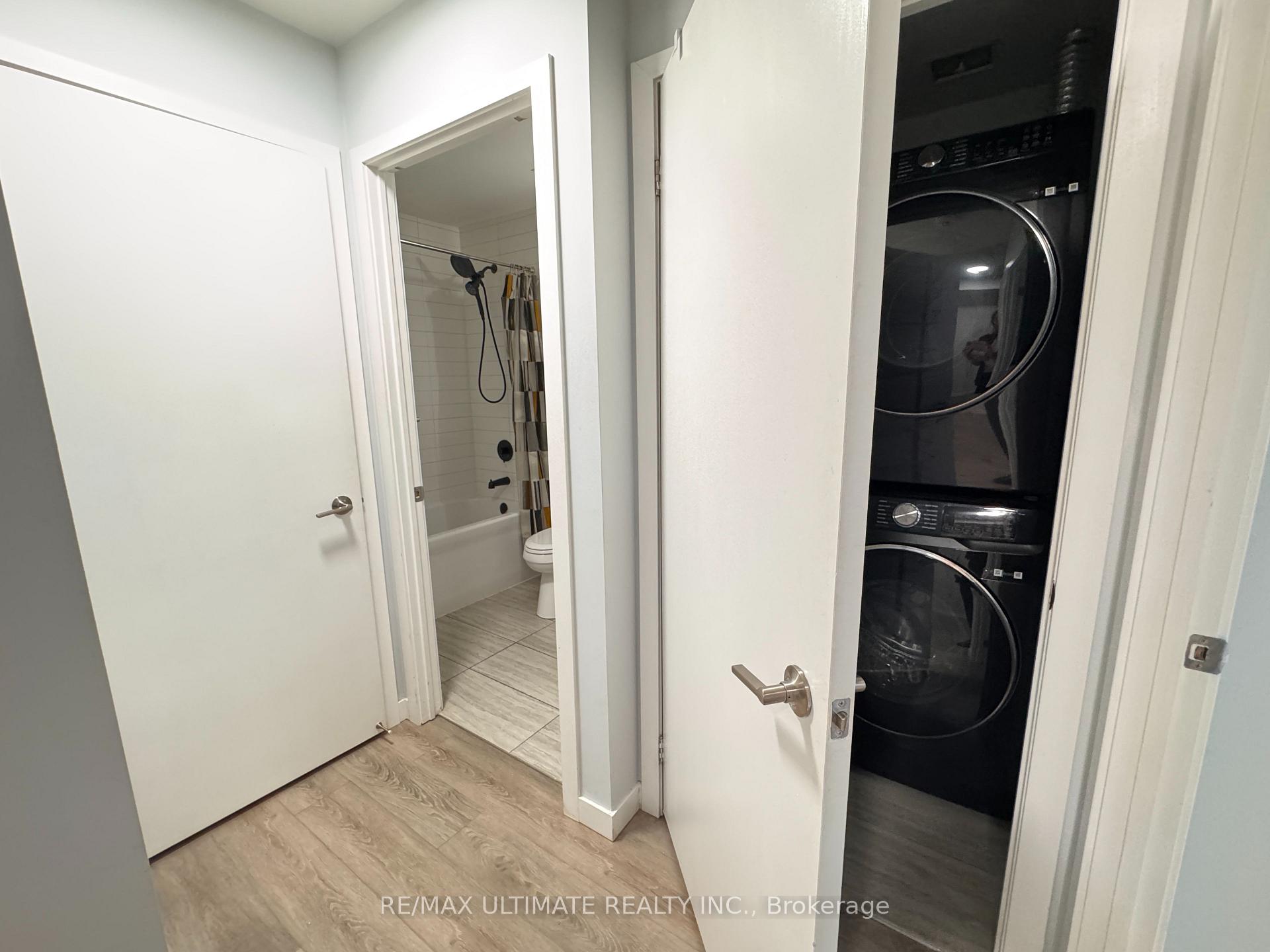 Photo 15 of Unit 113, 1135 Cooke Boulevard, Burlington, LaSalle — HOMEH