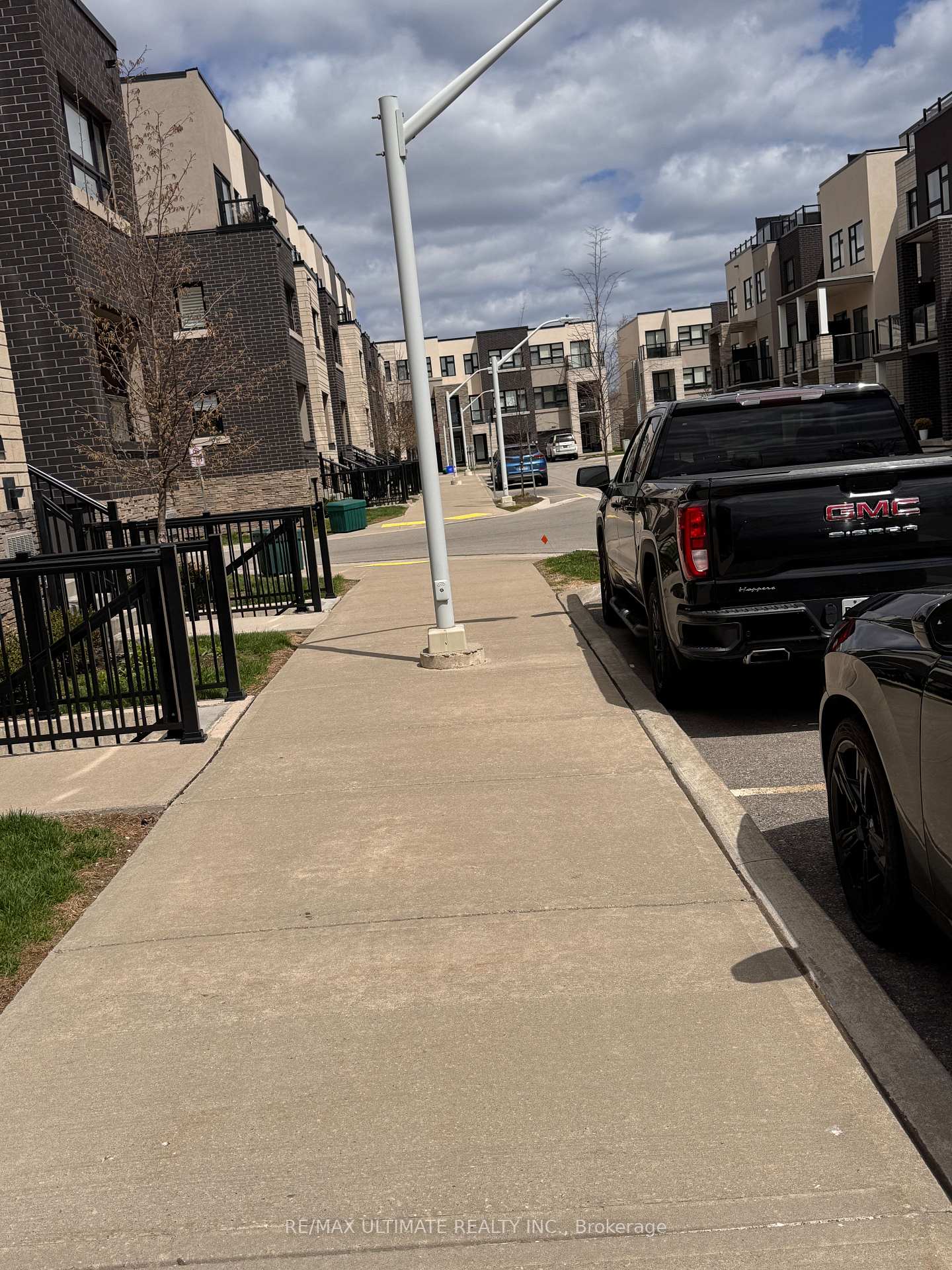 Photo 32 of Unit 113, 1135 Cooke Boulevard, Burlington, LaSalle — HOMEH