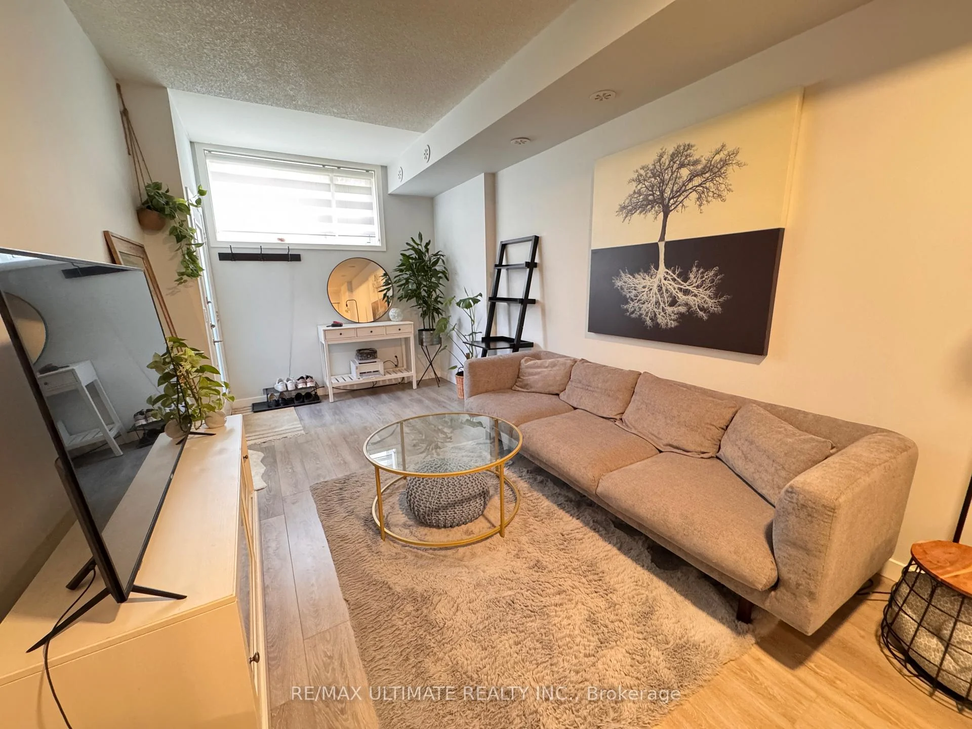 Photo 4 of Unit 113, 1135 Cooke Boulevard, Burlington, LaSalle — HOMEH