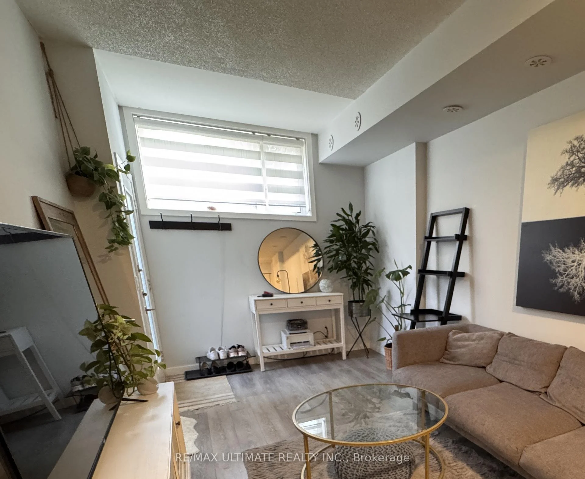 Photo 21 of Unit 113, 1135 Cooke Boulevard, Burlington, LaSalle — HOMEH