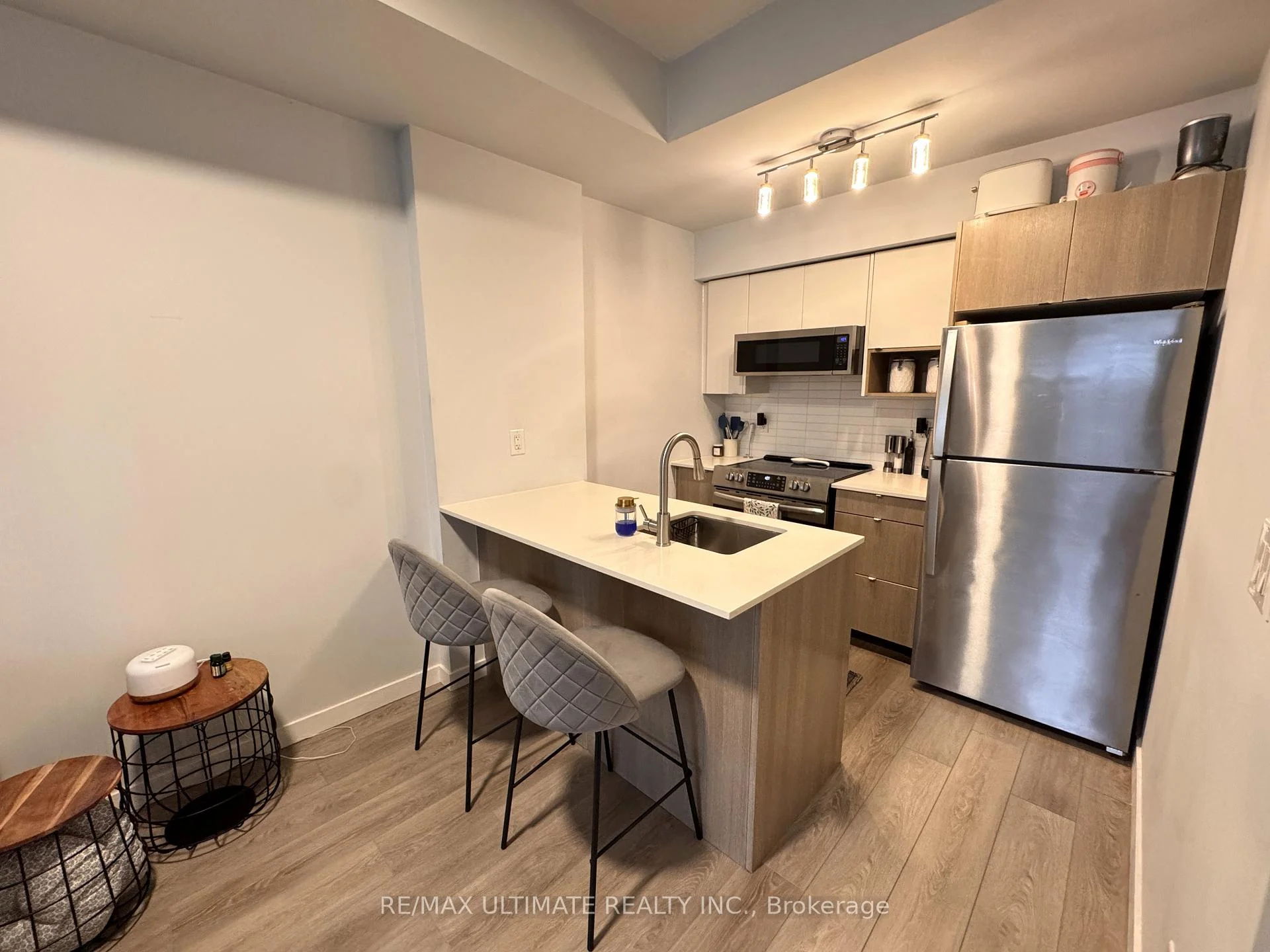Photo 22 of Unit 113, 1135 Cooke Boulevard, Burlington, LaSalle — HOMEH