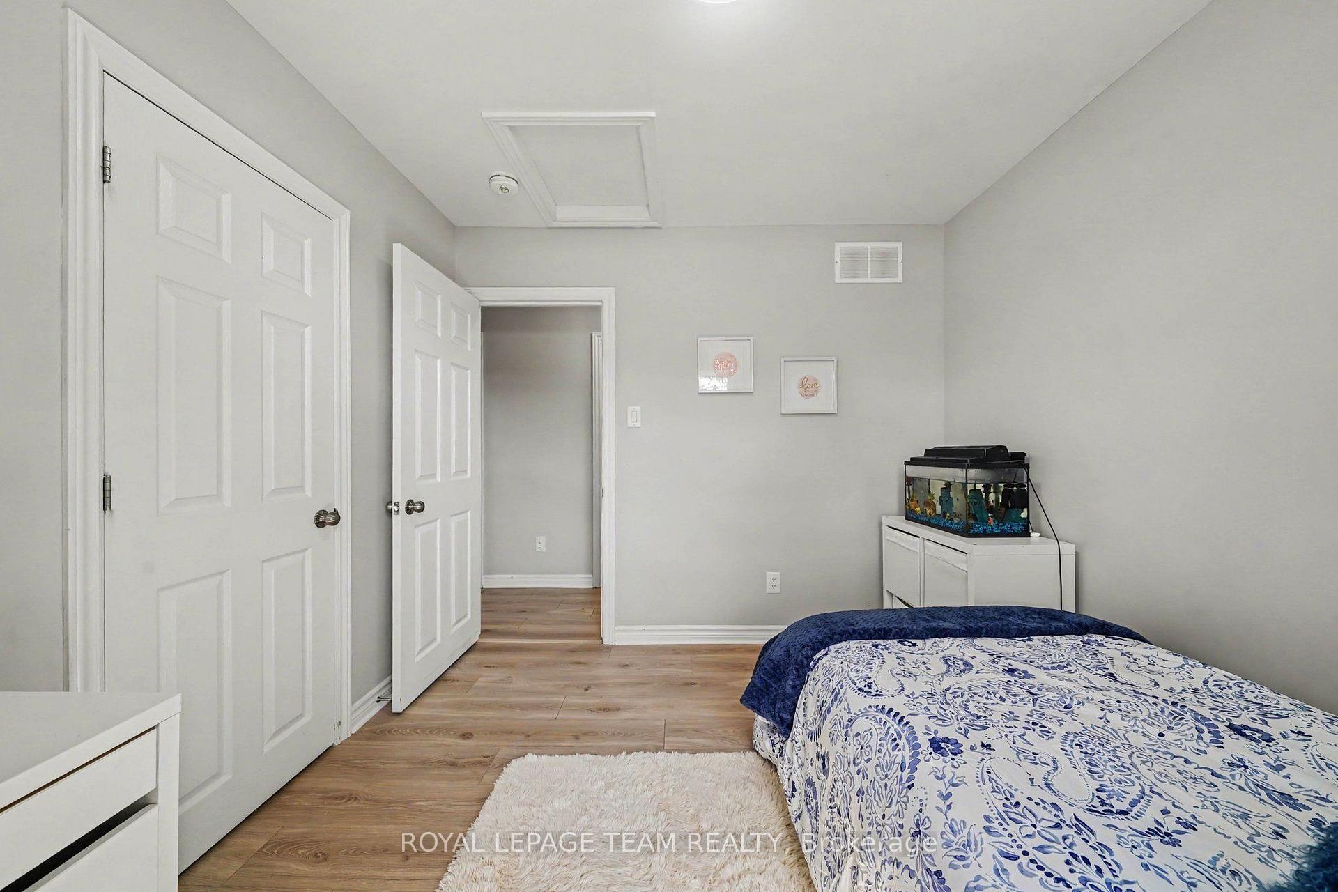 Photo 18 of 2477 Merivale Road, Ottawa, Rideau Heights/Ashdale/Rideau Glen — HOMEH