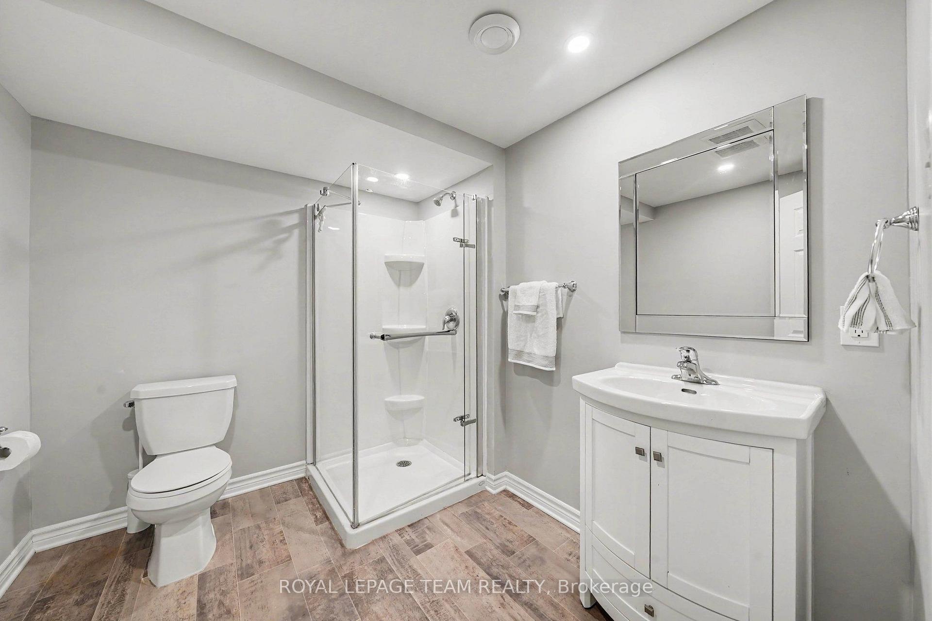 Photo 22 of 2477 Merivale Road, Ottawa, Rideau Heights/Ashdale/Rideau Glen — HOMEH