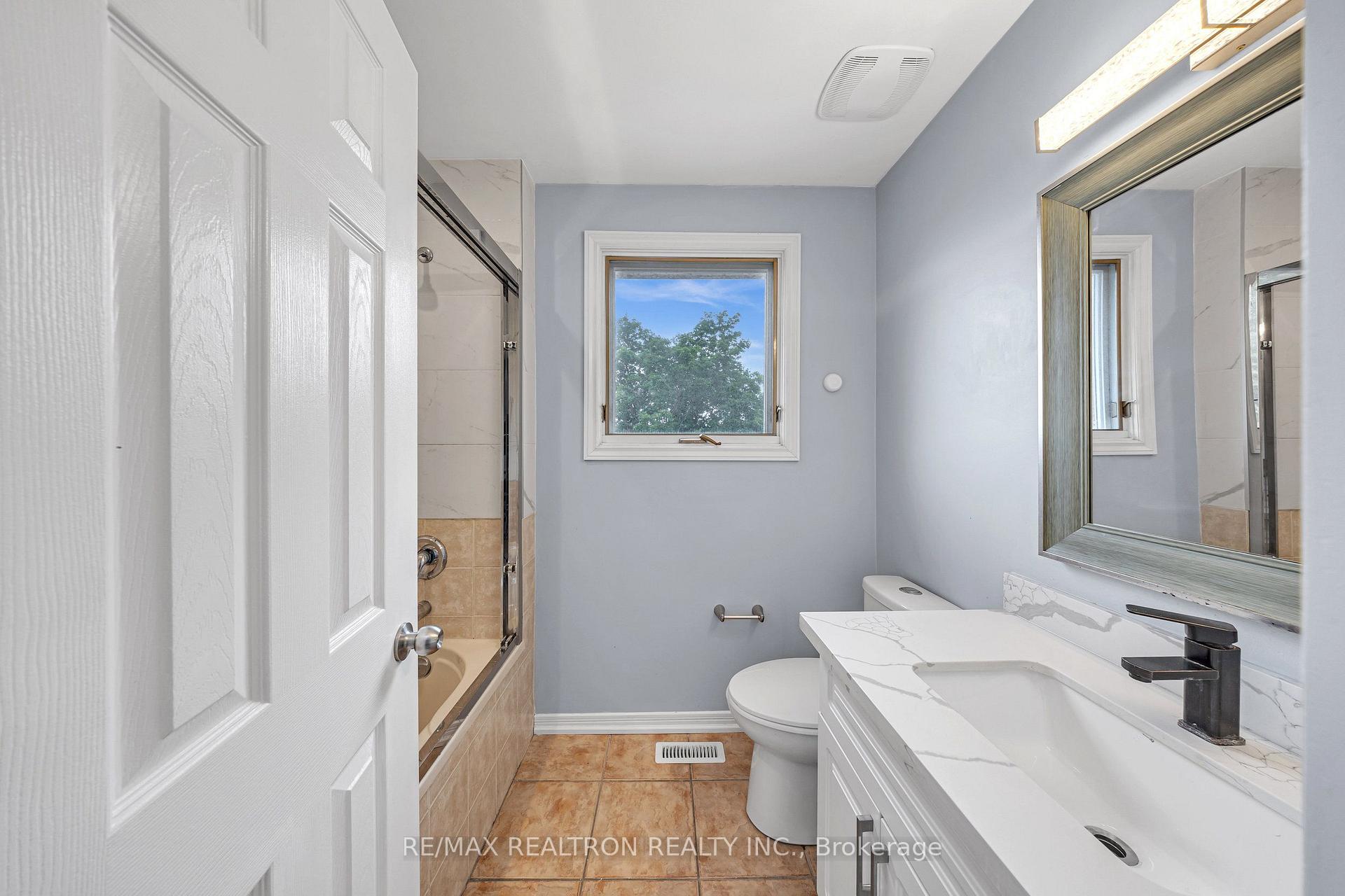 Photo 22 of Unit Upper, 141 Hialeah Crescent, Whitby, Blue Grass Meadows — HOMEH