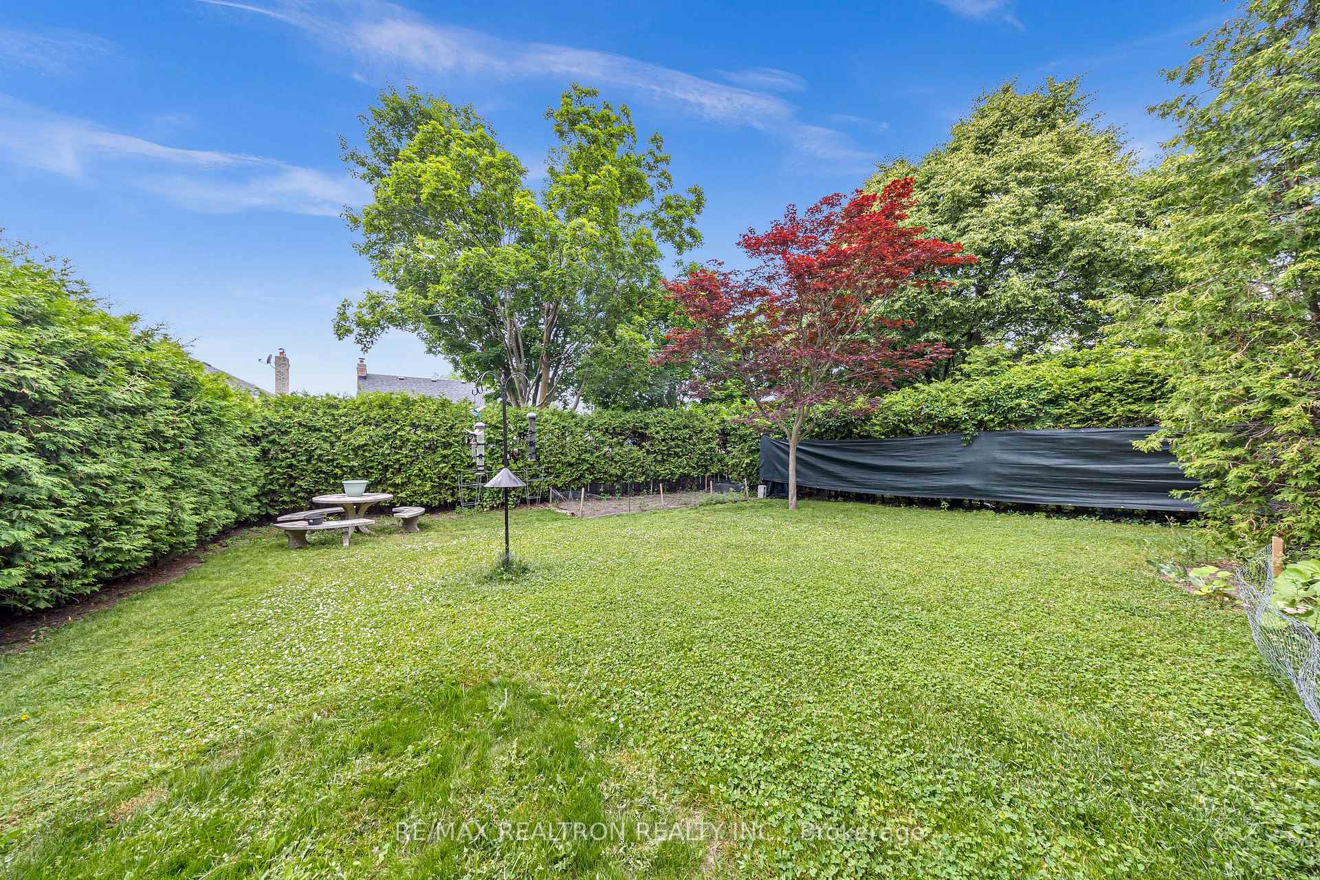 Photo 32 of Unit Upper, 141 Hialeah Crescent, Whitby, Blue Grass Meadows — HOMEH