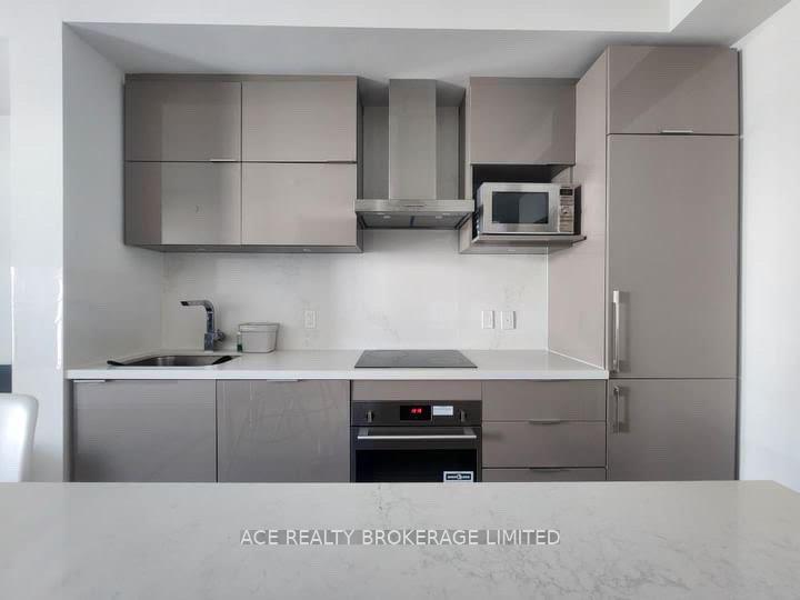 Photo 4 of Unit 702, 8 Rouge Valley Drive W, Markham, Unionville — HOMEH