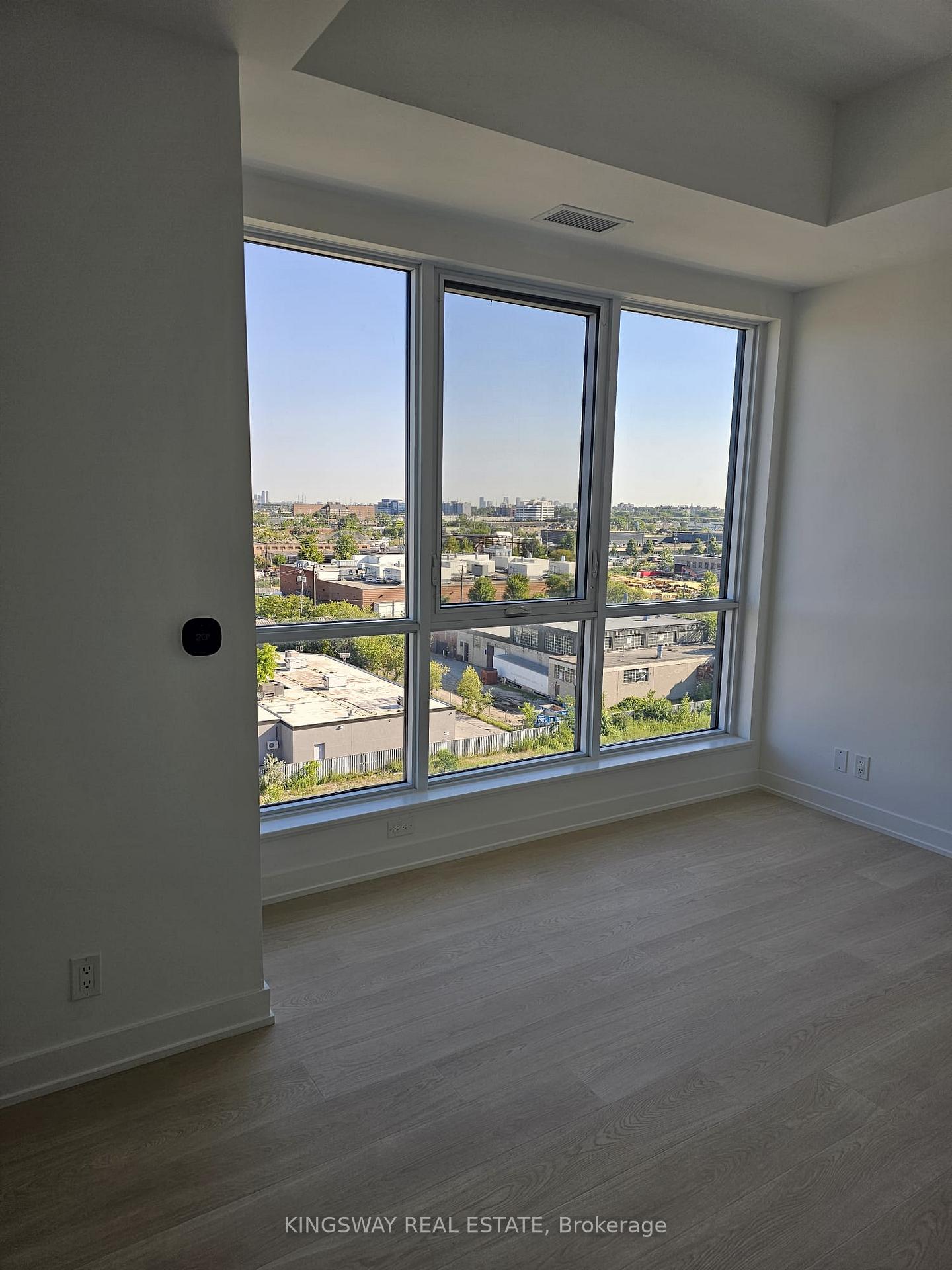 Photo 7 of Unit 813, 20 Deans Drive, Scarborough, Clairlea-Birchmount — HOMEH
