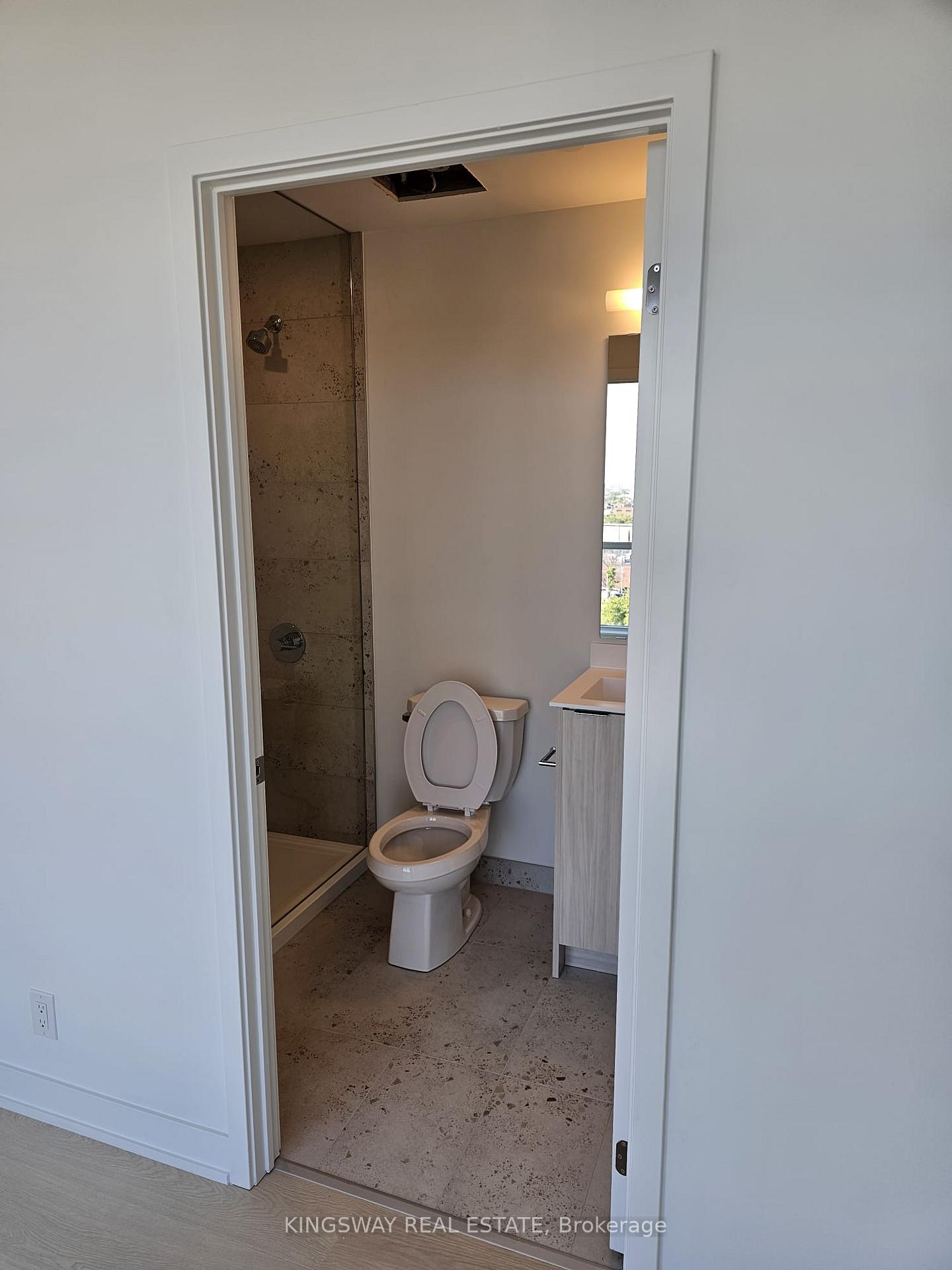 Photo 10 of Unit 813, 20 Deans Drive, Scarborough, Clairlea-Birchmount — HOMEH