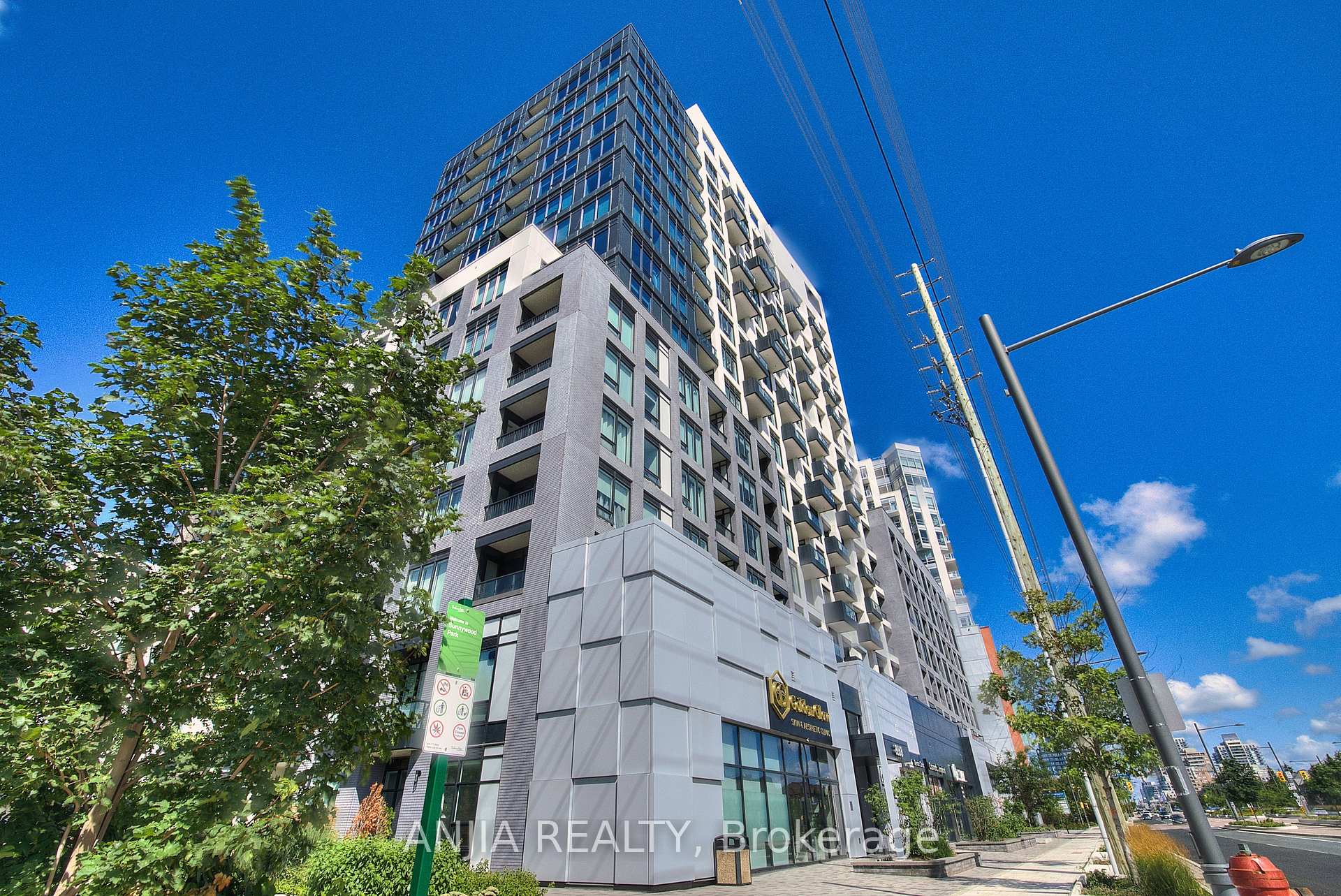 Photo 5 of Unit 701, 8868 Yonge Street, Richmond Hill, South Richvale — HOMEH