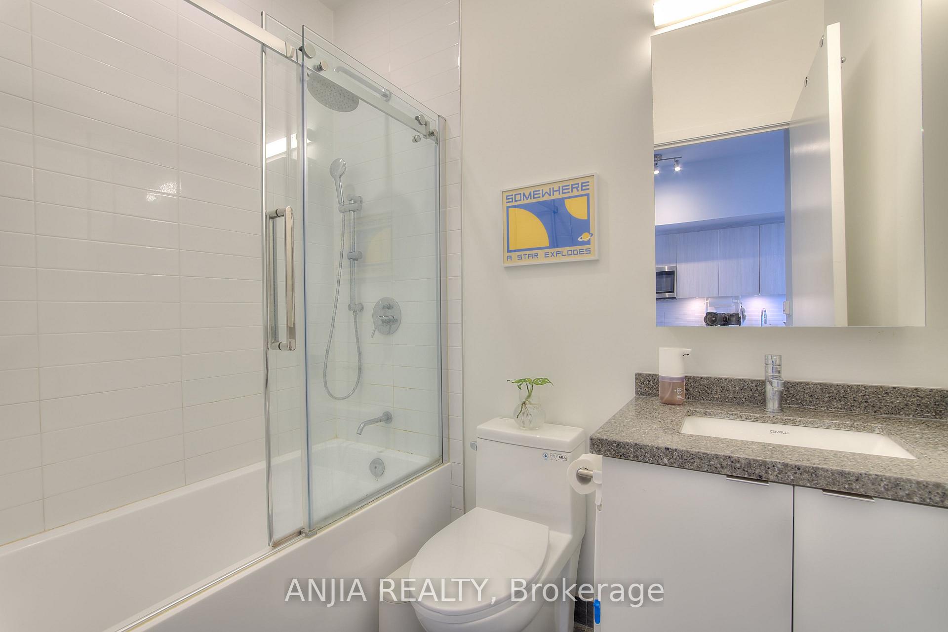 Photo 11 of Unit 701, 8868 Yonge Street, Richmond Hill, South Richvale — HOMEH