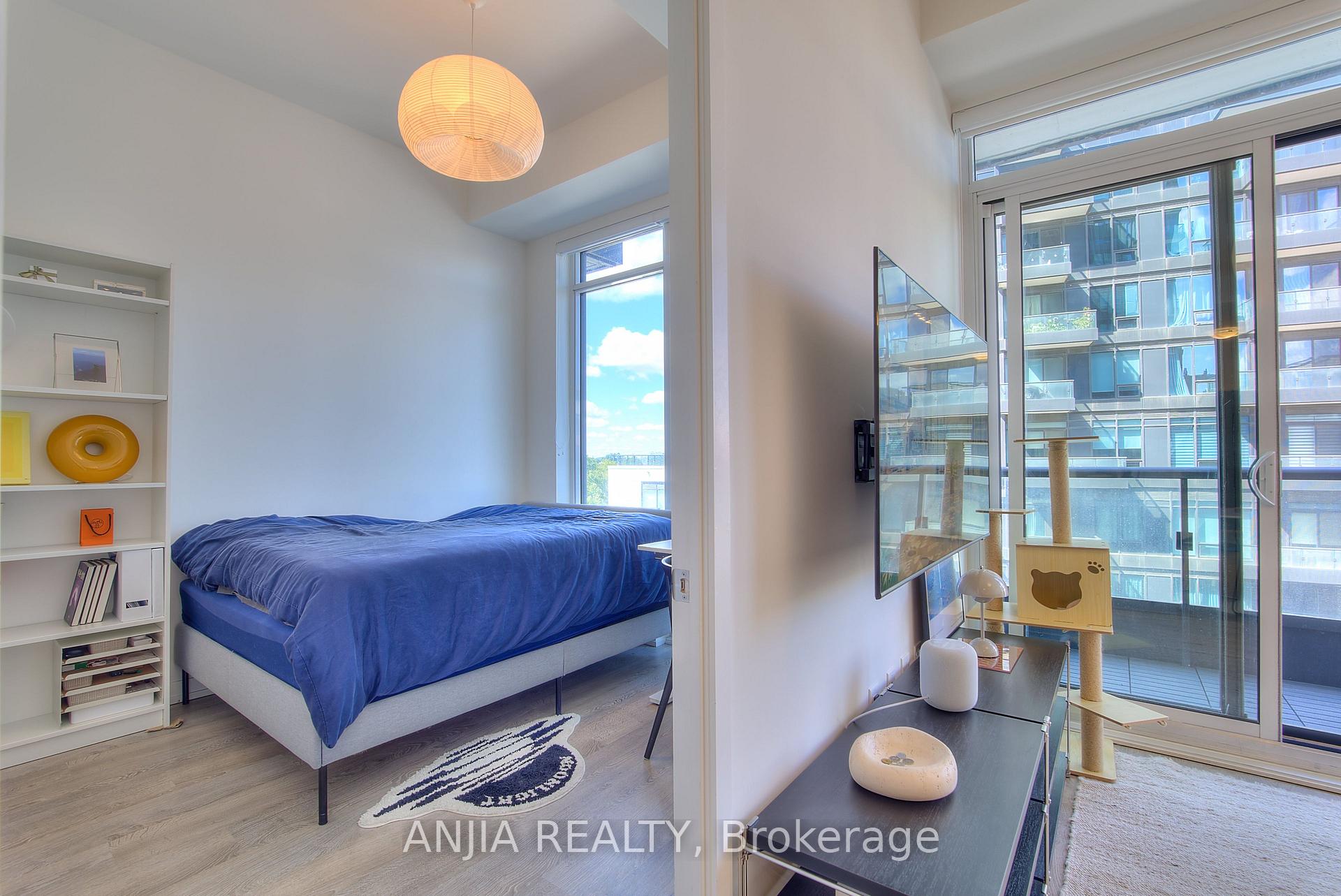 Photo 13 of Unit 701, 8868 Yonge Street, Richmond Hill, South Richvale — HOMEH