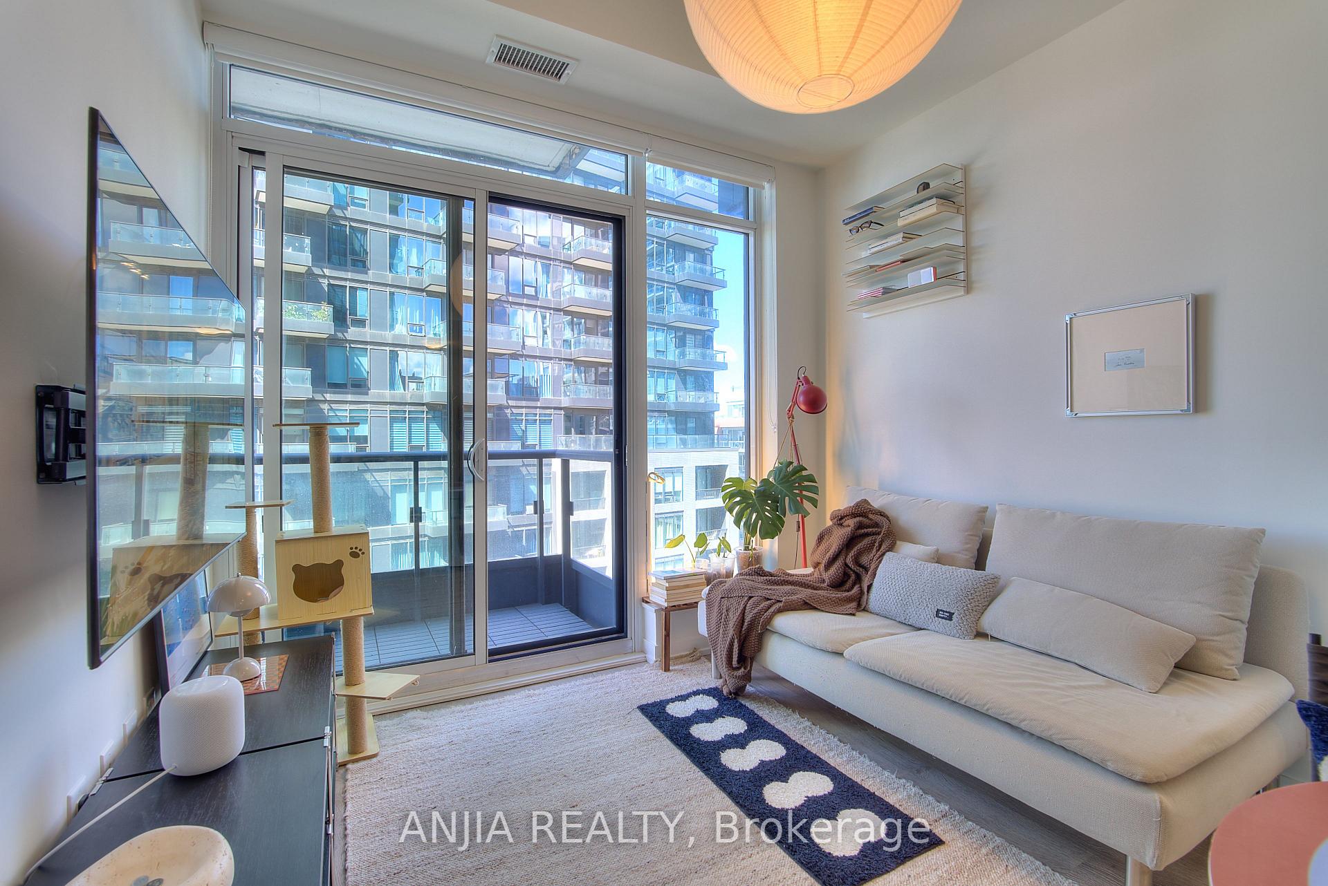 Photo 15 of Unit 701, 8868 Yonge Street, Richmond Hill, South Richvale — HOMEH