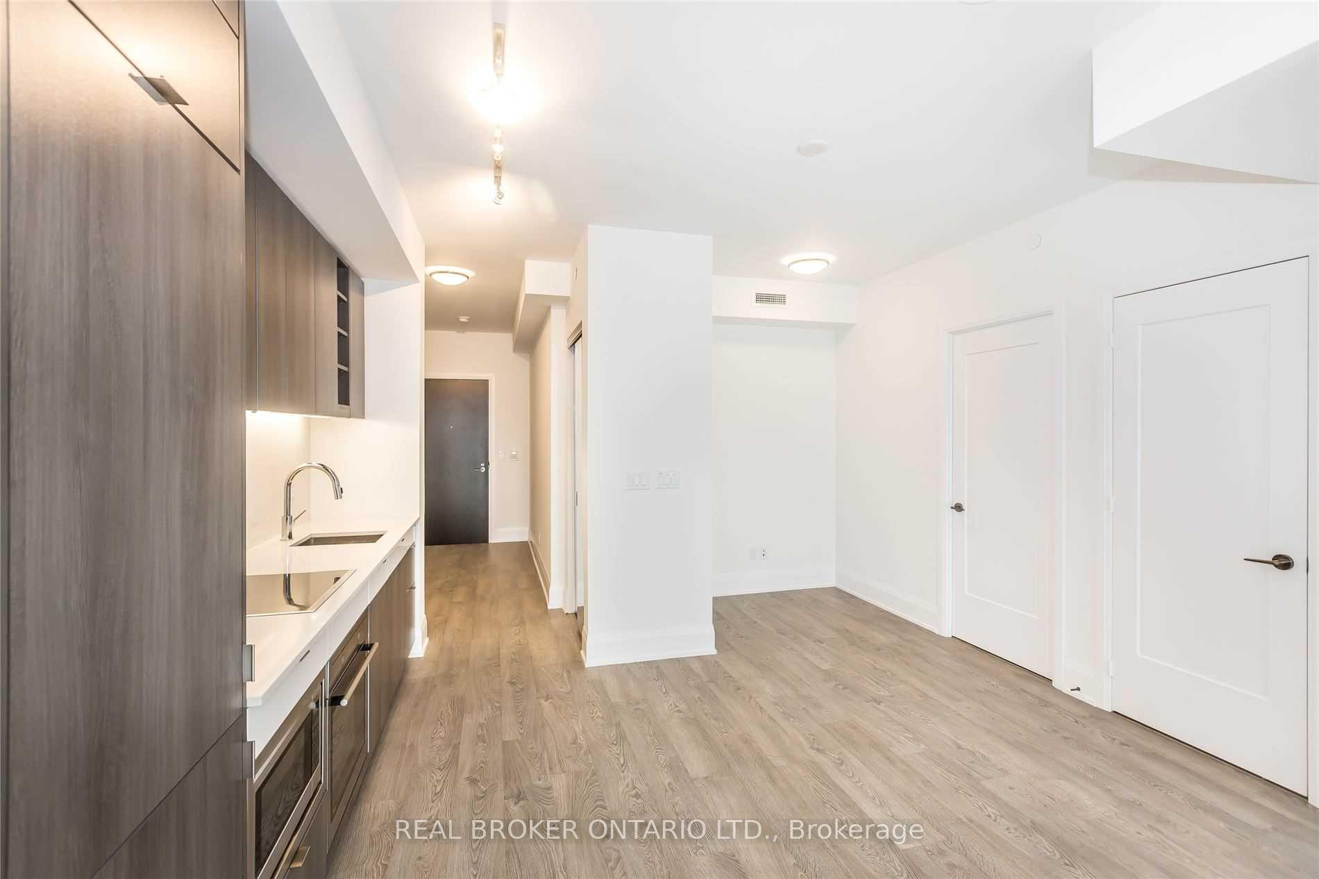 Photo 7 of Unit 813, 101 Erskine Avenue, Toronto, Mount Pleasant West — HOMEH