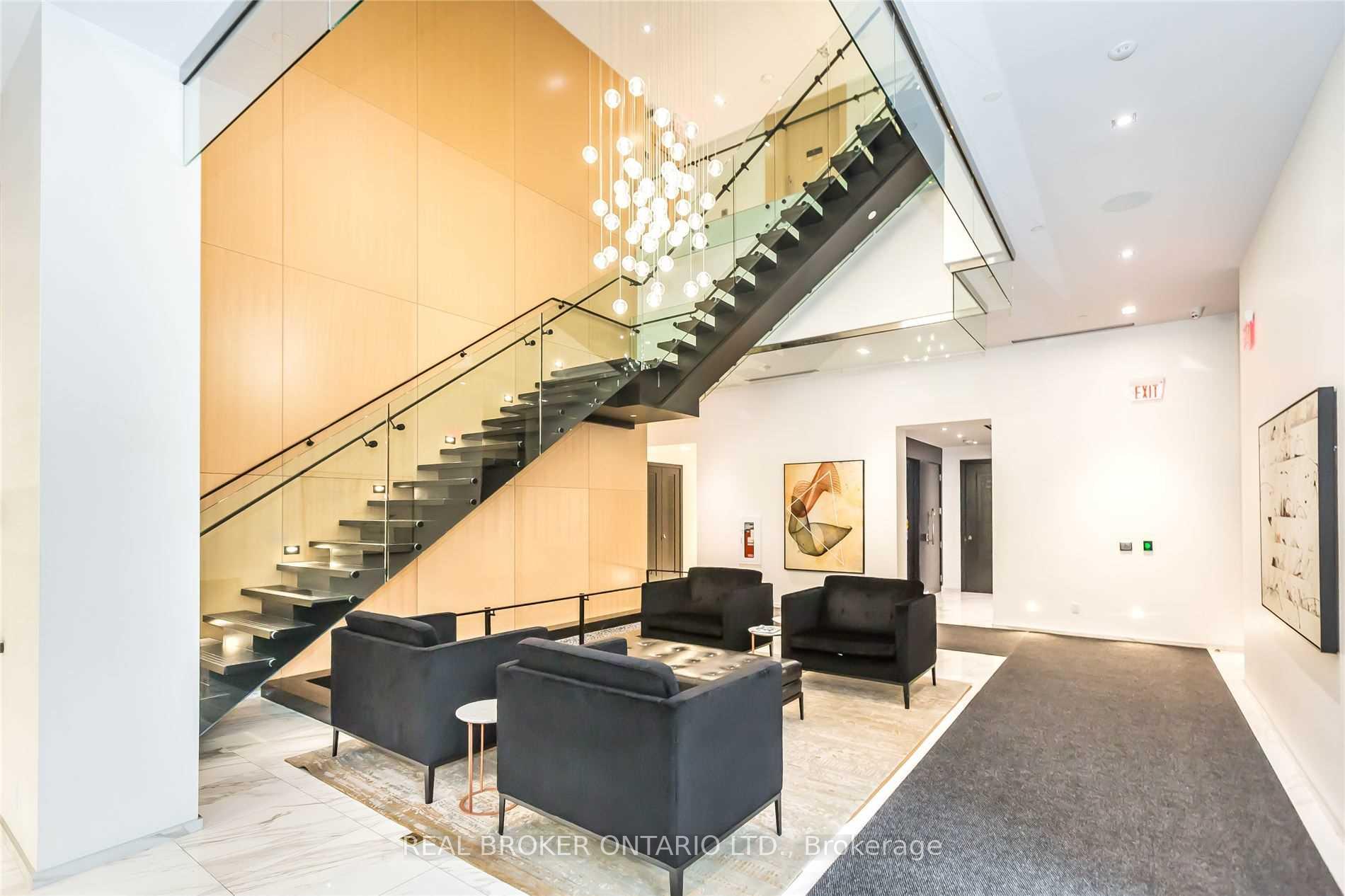 Photo 18 of Unit 813, 101 Erskine Avenue, Toronto, Mount Pleasant West — HOMEH
