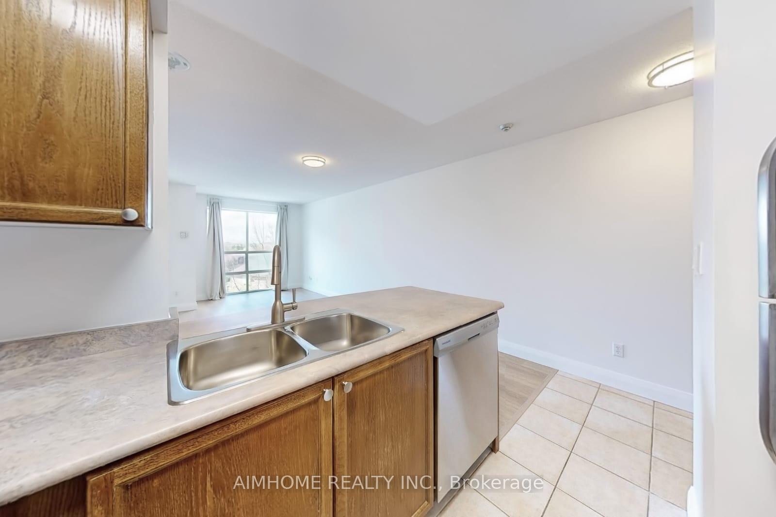 Front of Unit 413, 3 Ellesmere Street