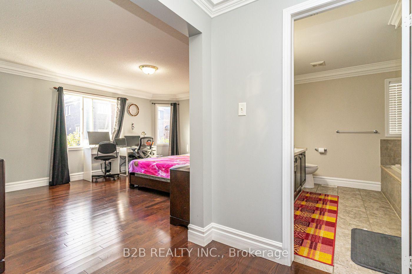 Photo 19 of 12 Valleywest Road, Brampton, Vales of Castlemore — HOMEH