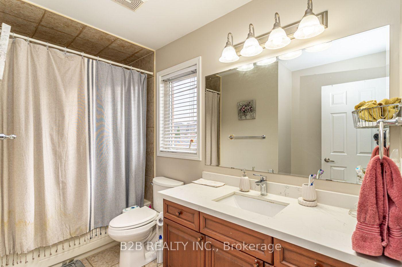 Photo 28 of 12 Valleywest Road, Brampton, Vales of Castlemore — HOMEH