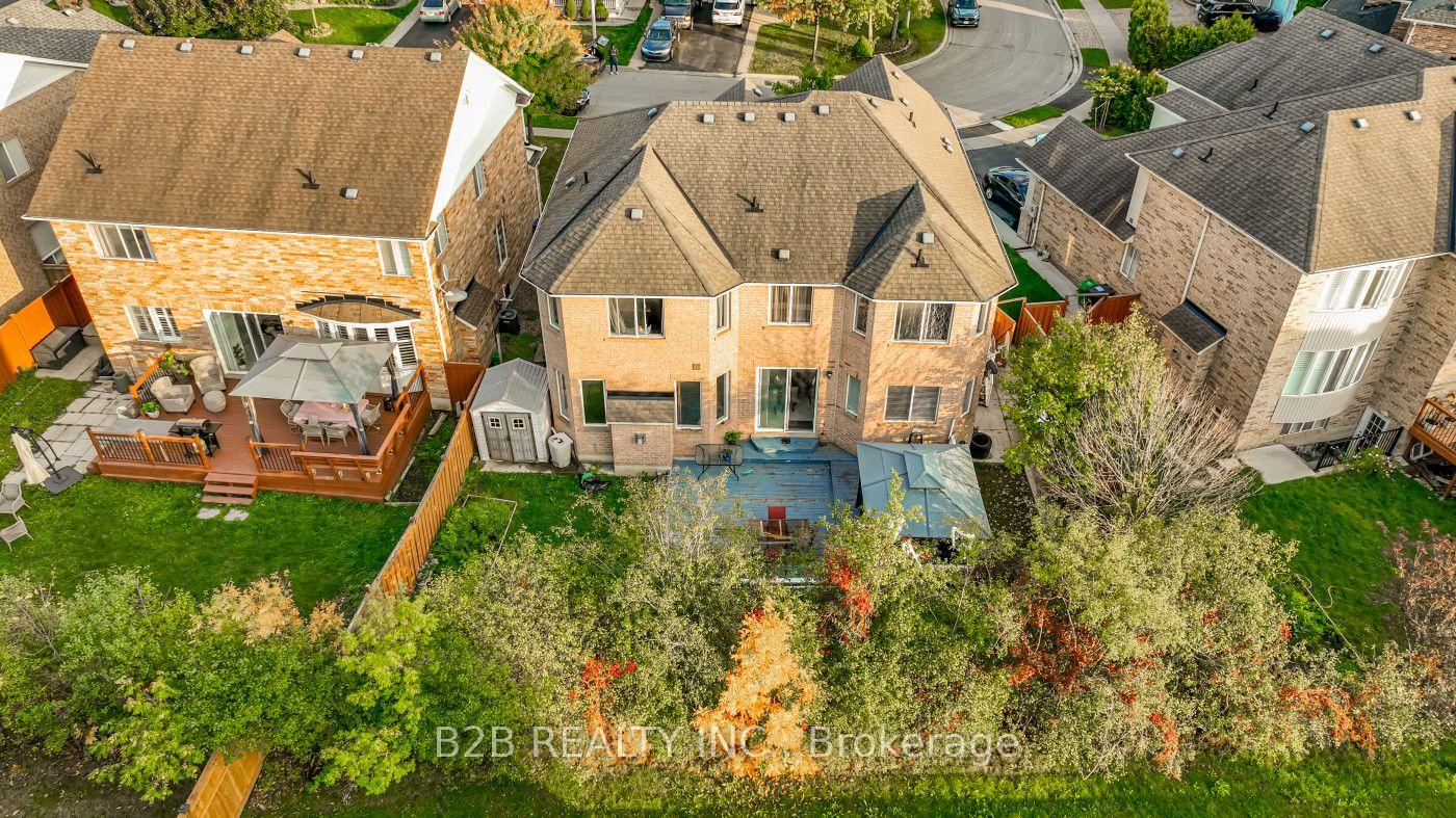 Photo 31 of 12 Valleywest Road, Brampton, Vales of Castlemore — HOMEH