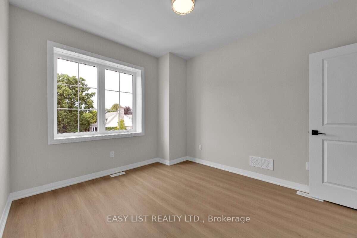 Photo 17 of 115 Ivy Crescent, Thorold, Confederation Heights — HOMEH