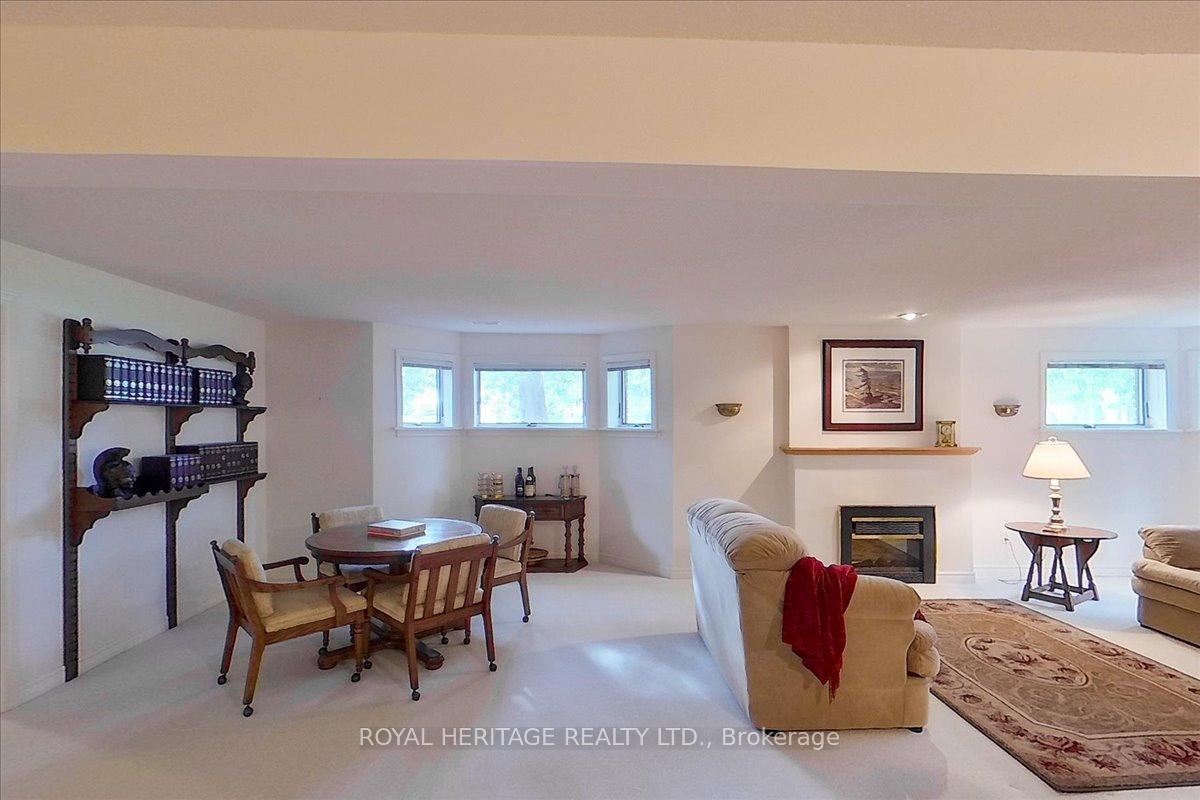 Photo 16 of 2 Mill Street, Kawartha Lakes, Bobcaygeon — HOMEH